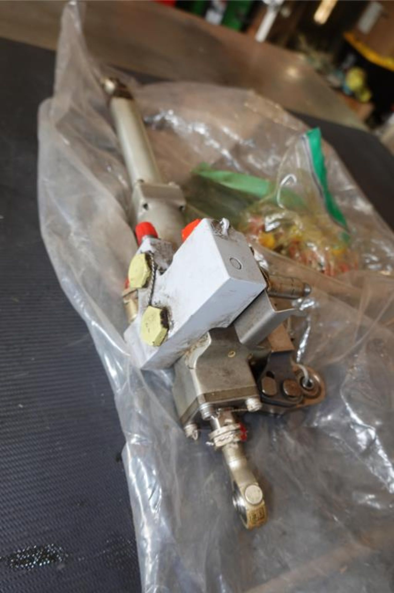 Dunlop Main Rotor Servos - Image 7 of 14
