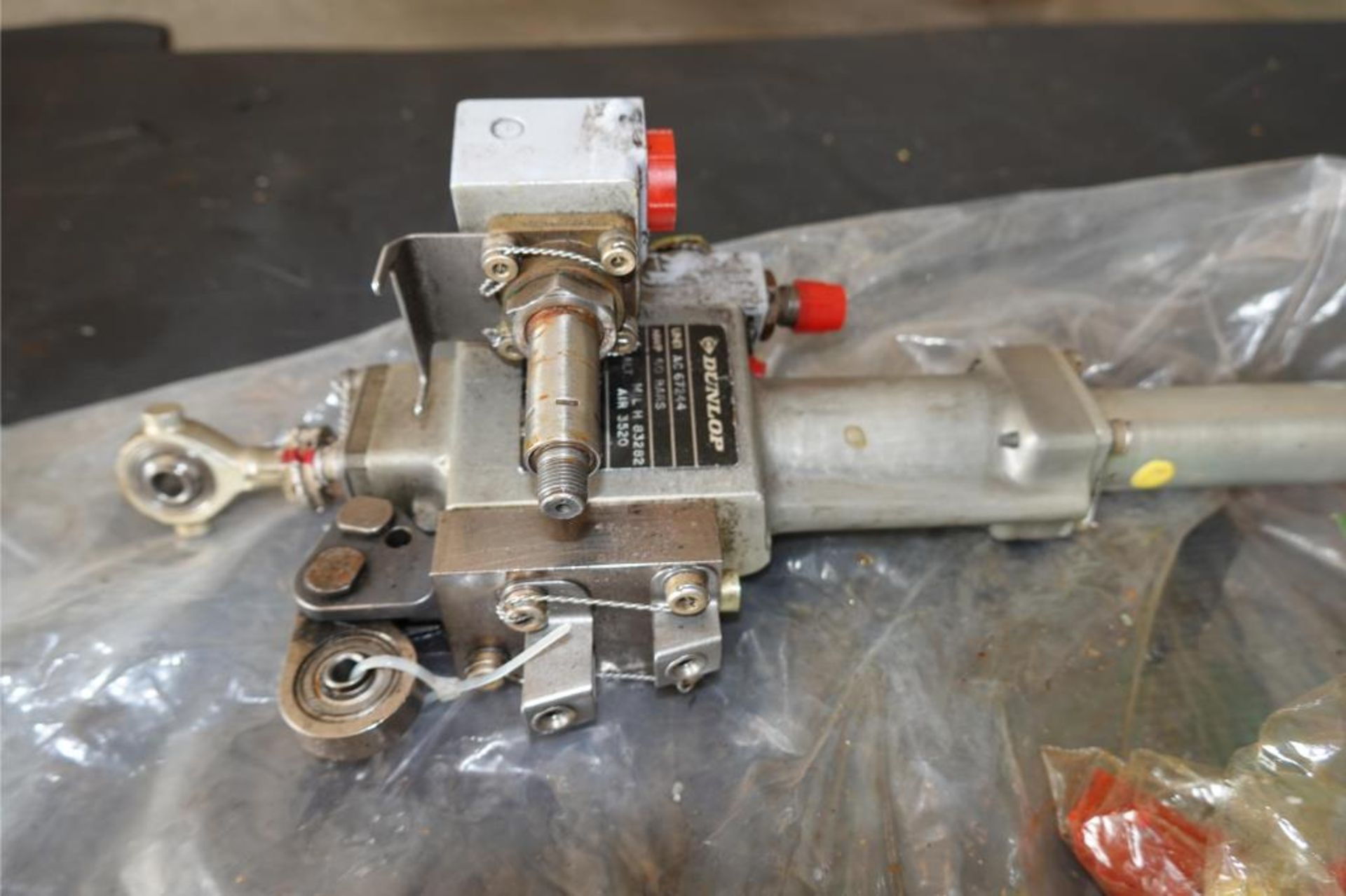 Dunlop Main Rotor Servos - Image 10 of 14