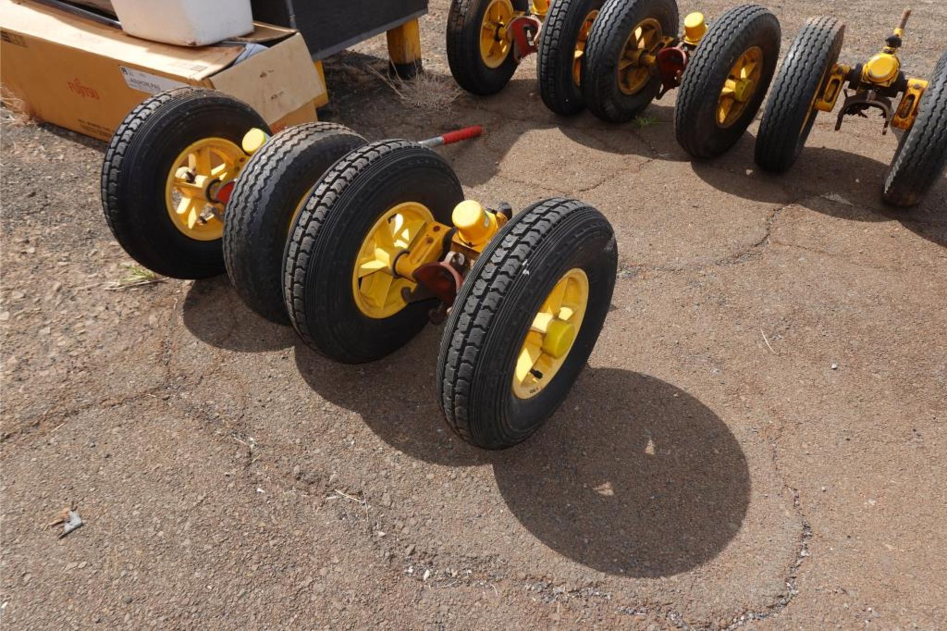 Heraud Helicopter Ground Handling Wheels - Image 7 of 9