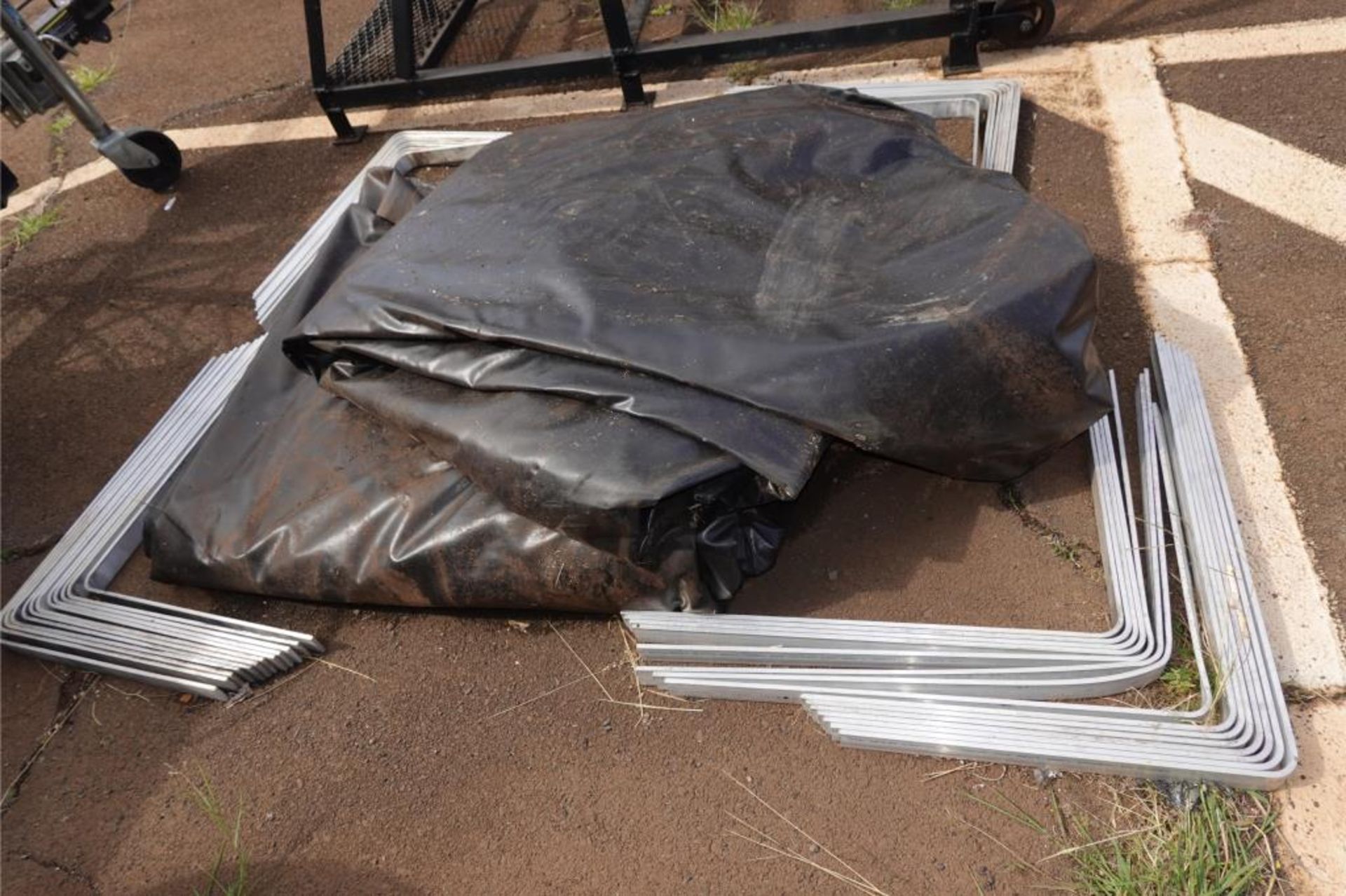 Interstate Products Flexible Spill Containment - Image 2 of 3