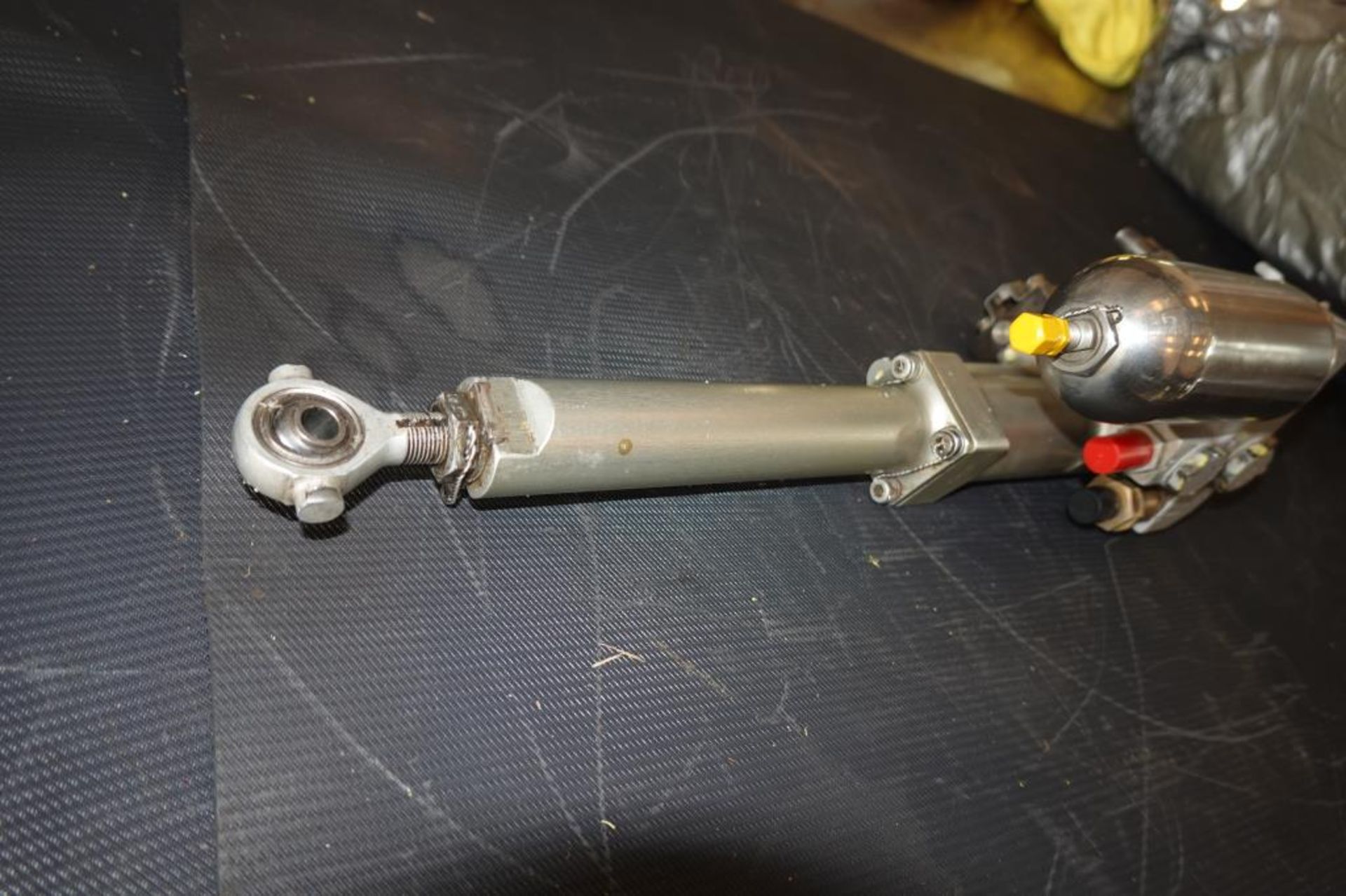 Dunlop Main Rotor Servo - Image 6 of 8