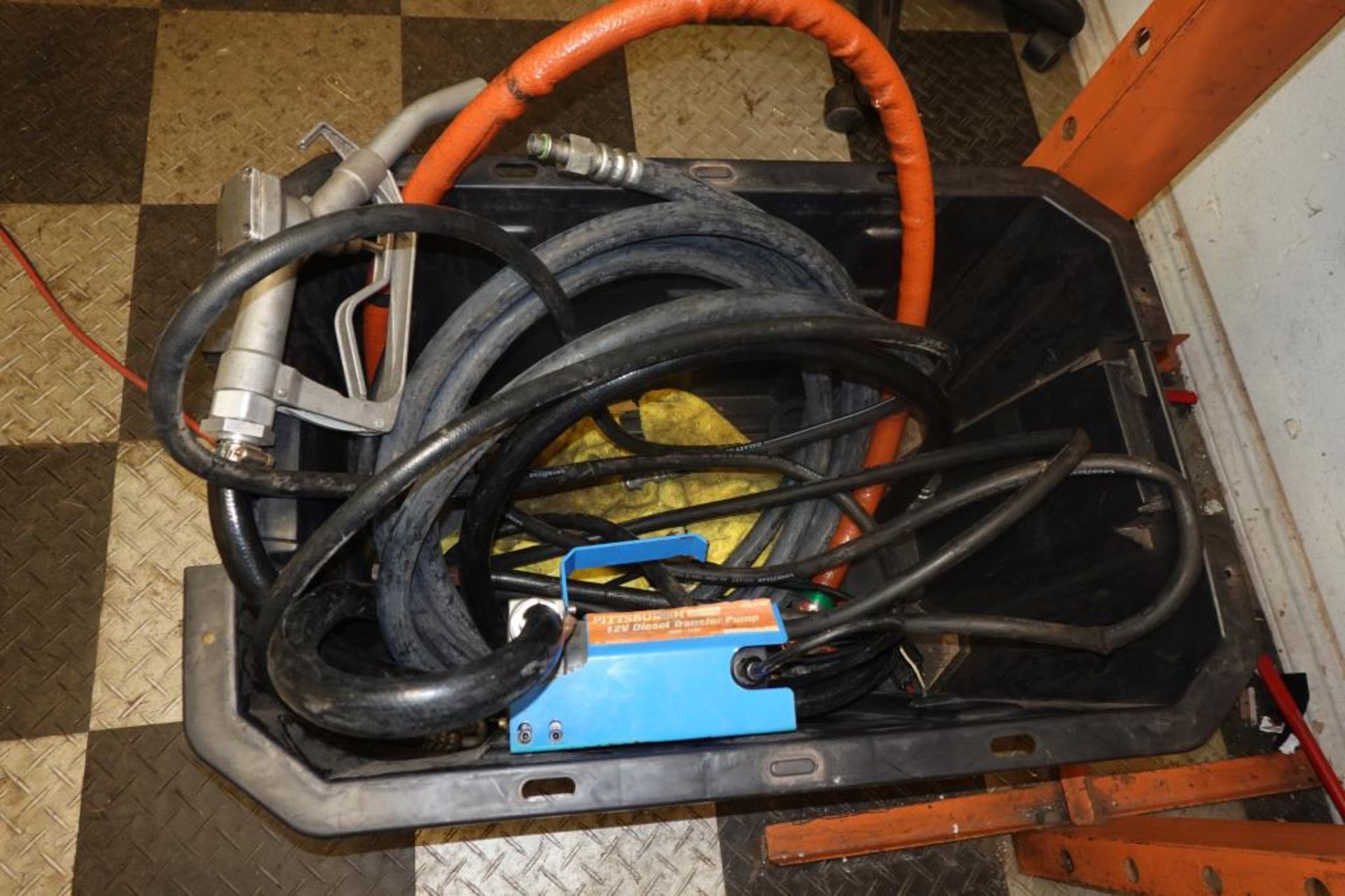 Fuel Transfer Pump, Nozzle & Hose - Image 4 of 7
