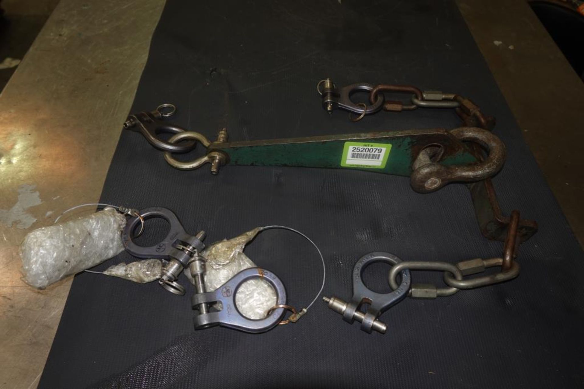 Engine/Parts Lifting Fixture