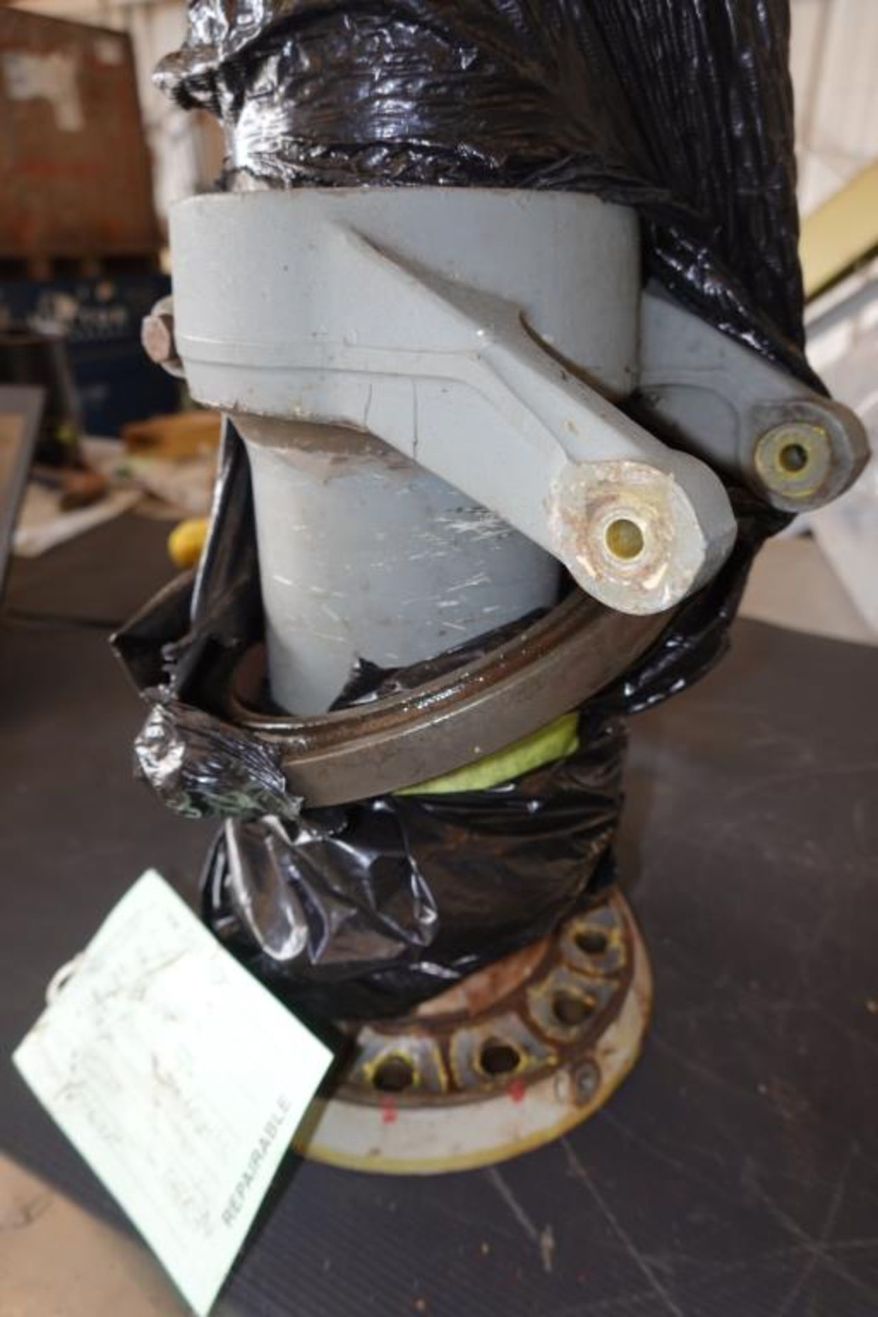 Mast Assembly For EC-130 - Image 2 of 5