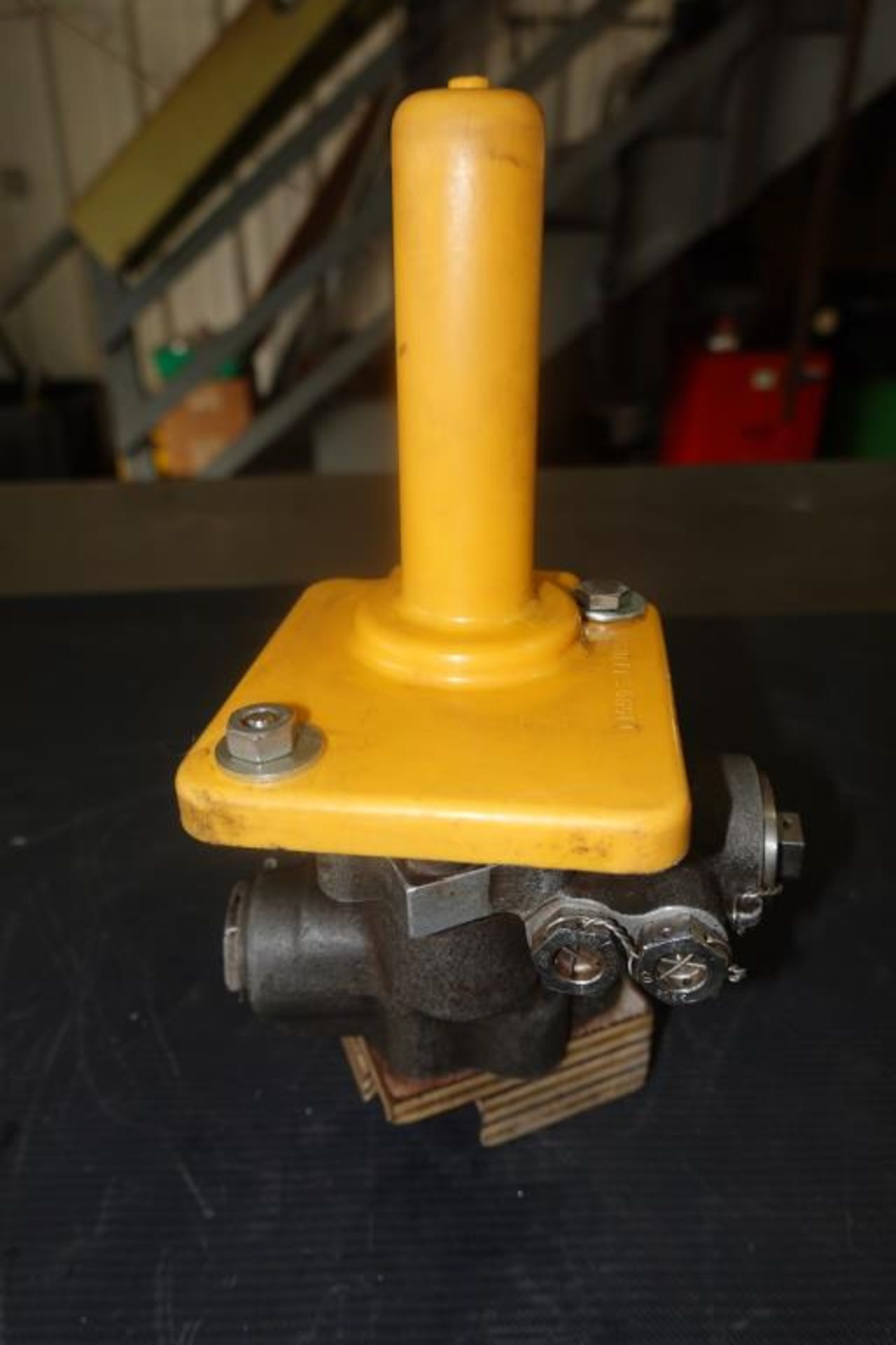 Fuel Pump- Due OH - Image 4 of 7