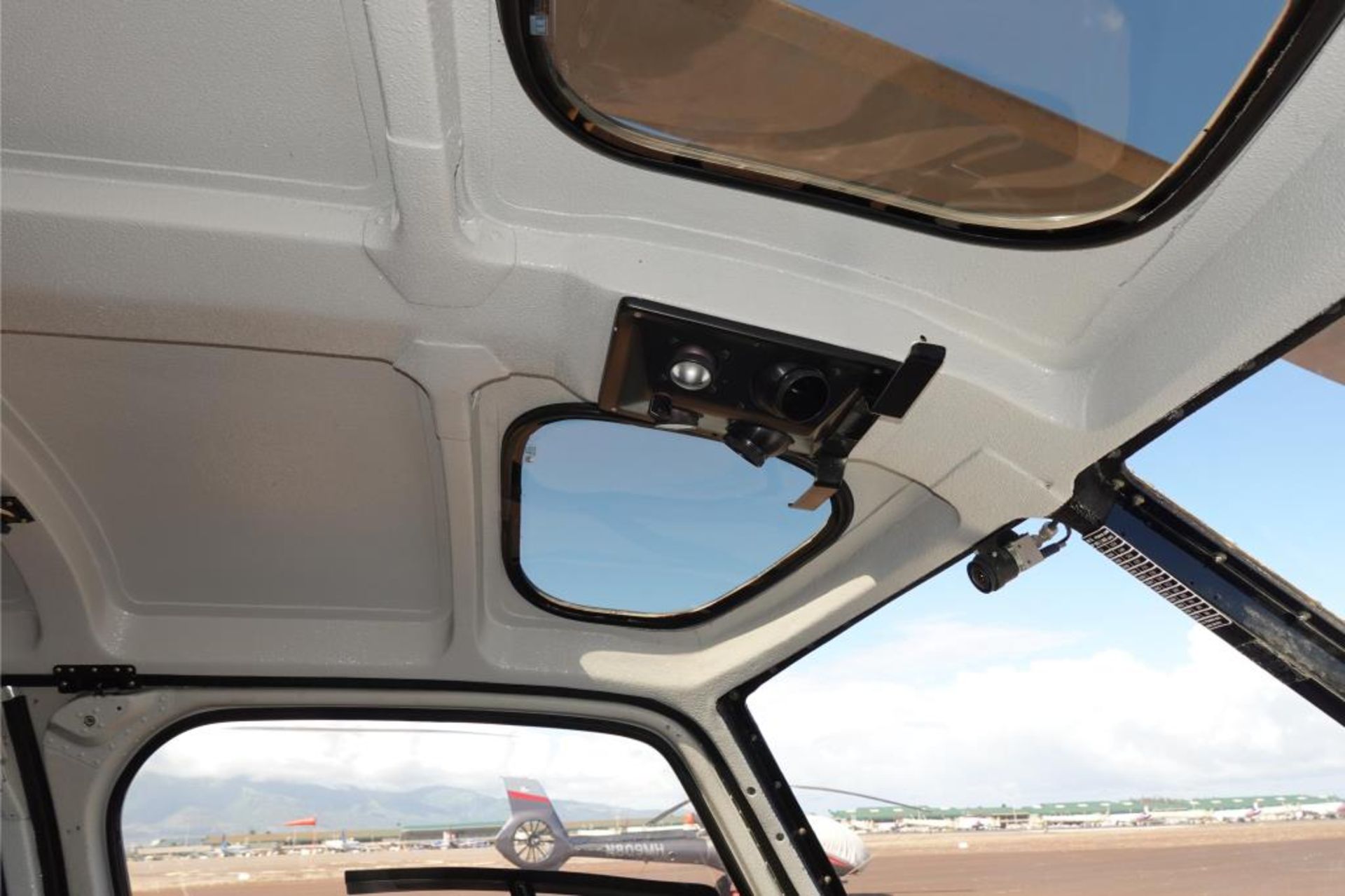 Eurocopter 5- Passenger Helicopter - Image 25 of 41