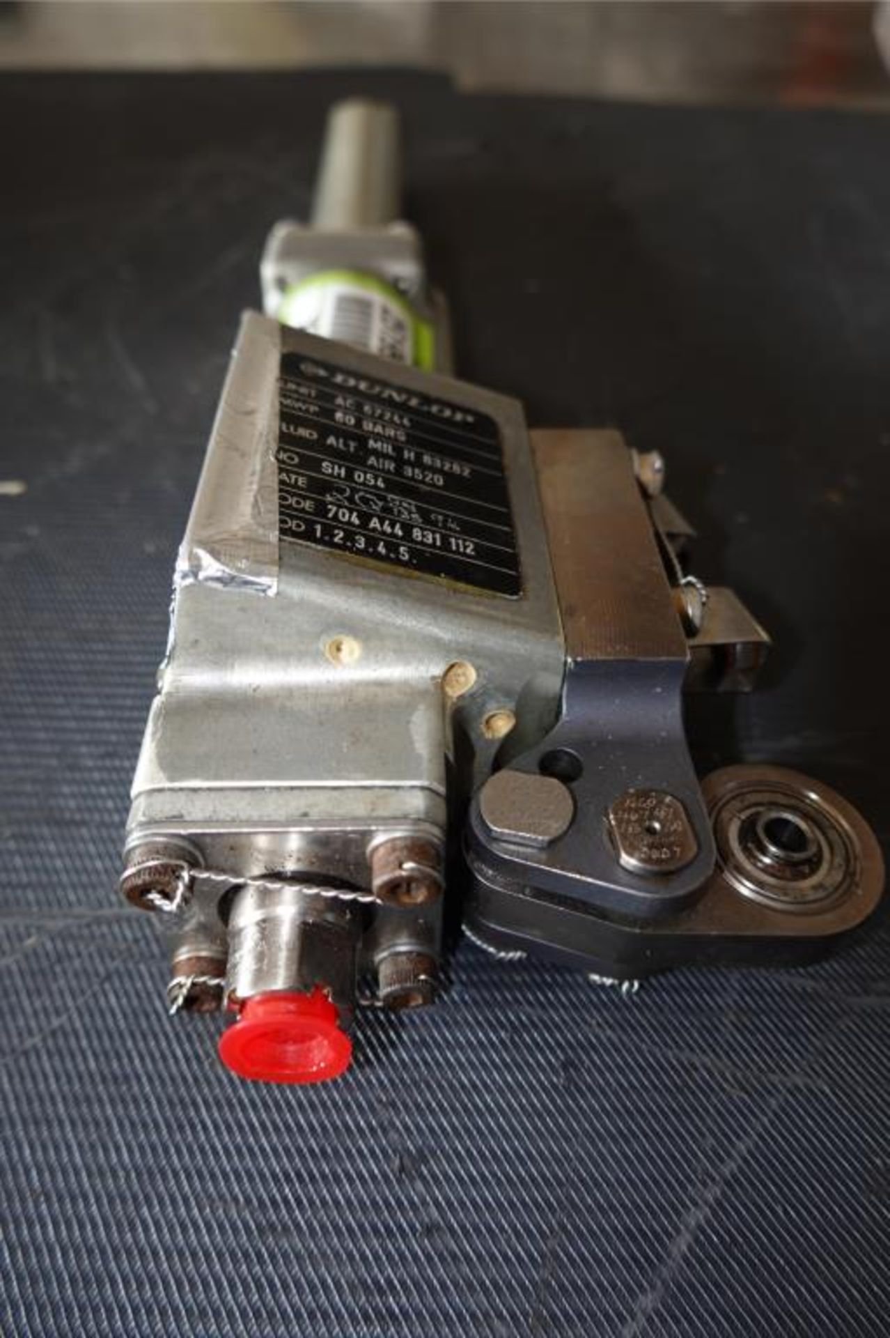 Dunlop Main Rotor Servos - Image 2 of 14