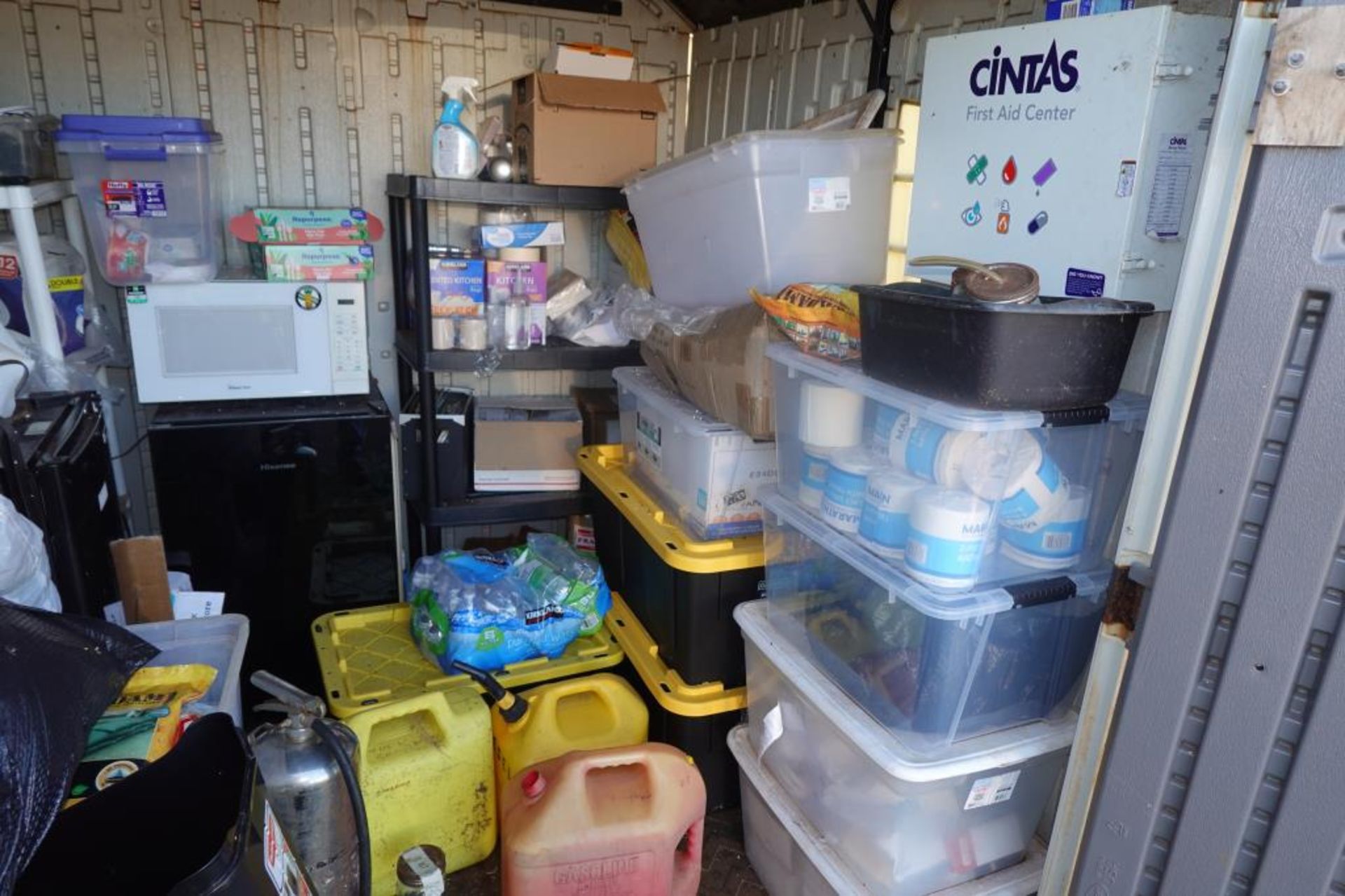 Storage Sheds With Contents - Image 8 of 23