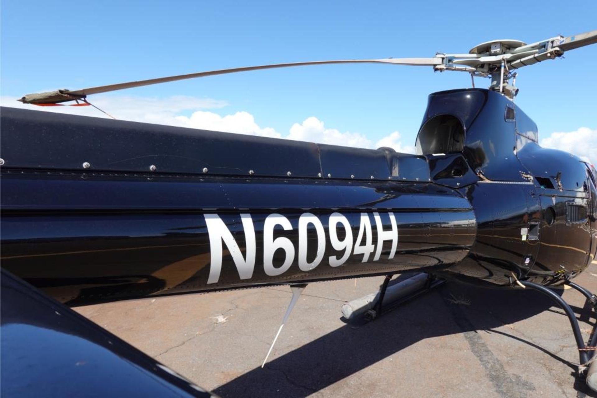 Eurocopter 5- Passenger Helicopter - Image 9 of 41