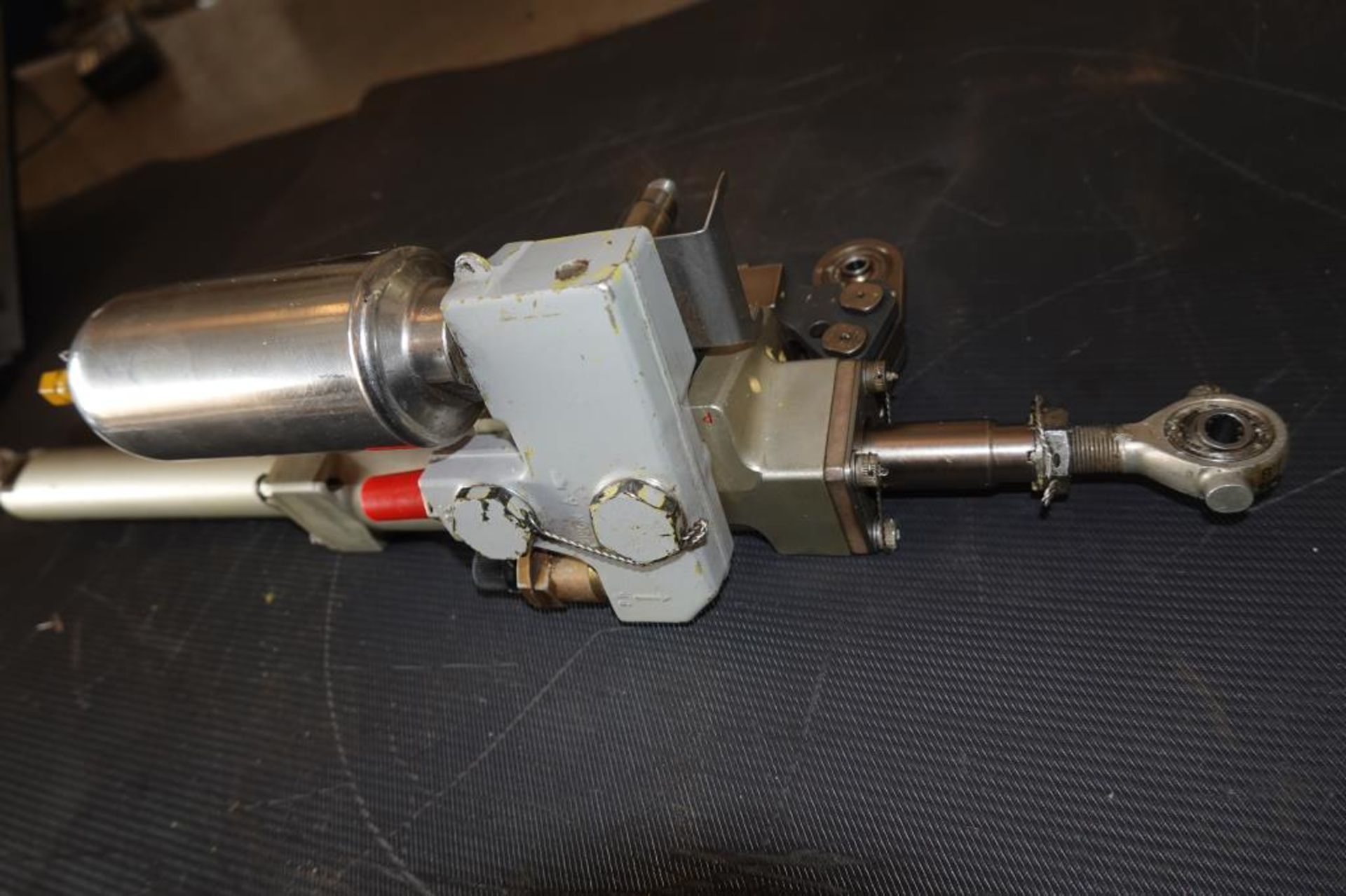 Dunlop Main Rotor Servo - Image 5 of 8