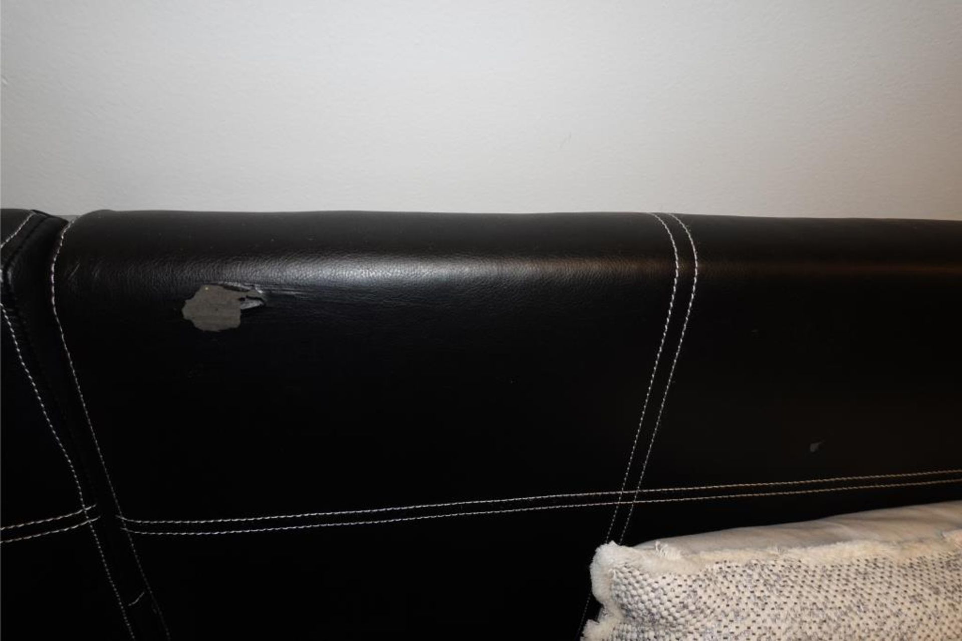 Leather Lounge Chairs & Accessories - Image 6 of 13