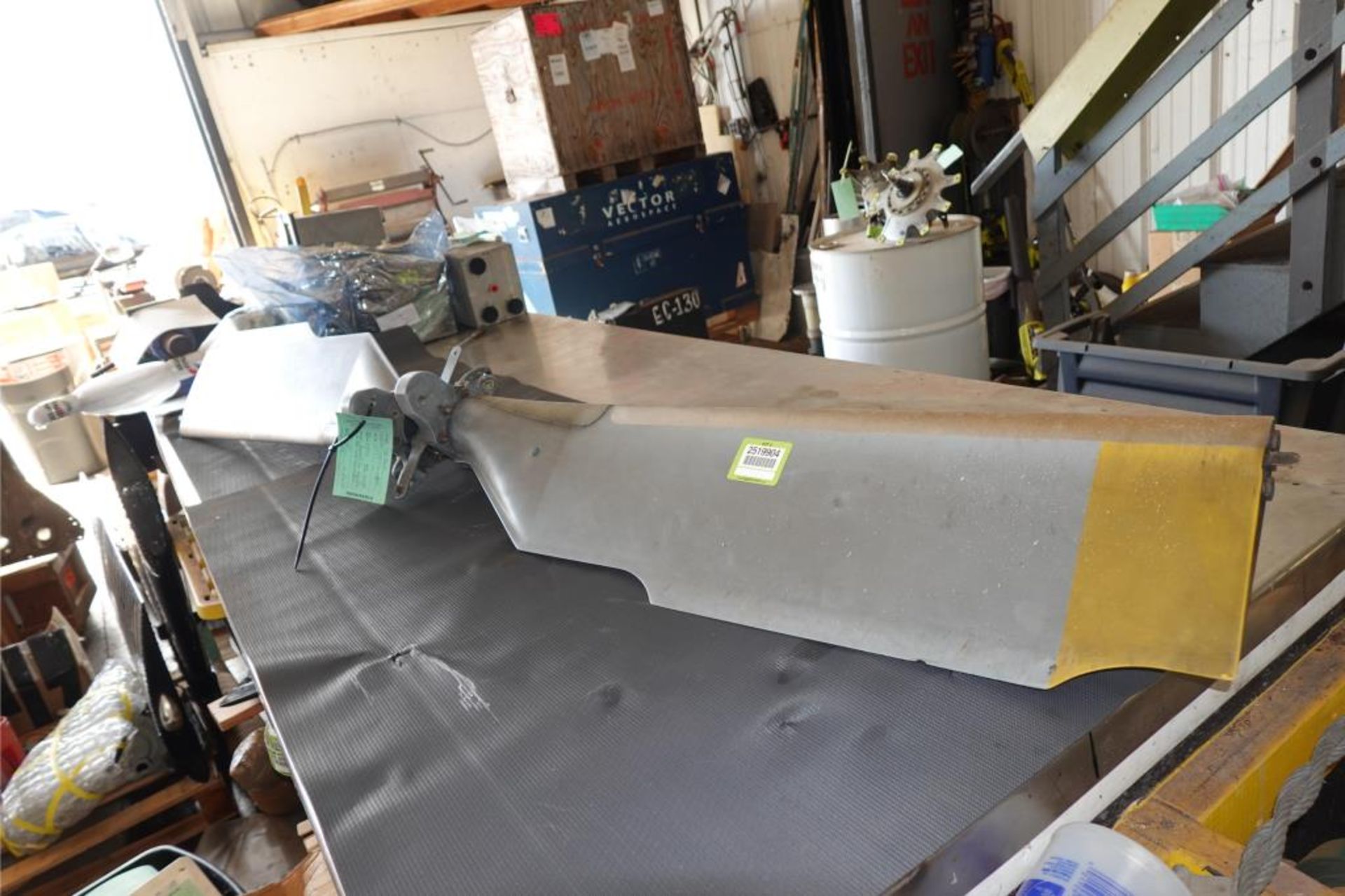 Tail Rotor Blade (AS350BA/FX) - Image 3 of 9
