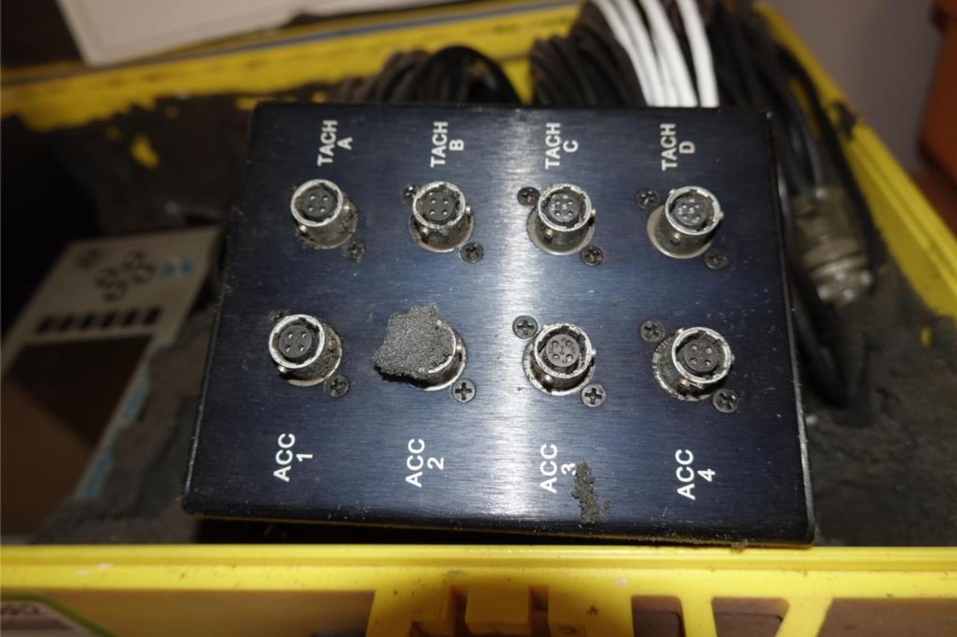 Dynamic Solutions Inc. Aircraft Vibration - Image 5 of 8