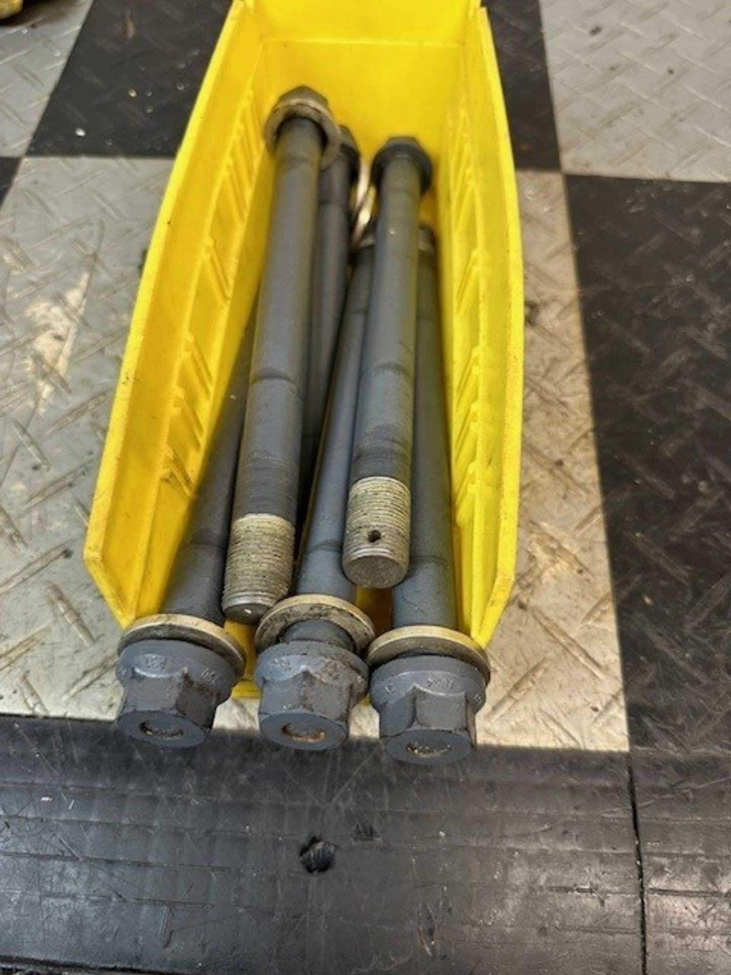 Main Rotor Thrust Bolts - Image 5 of 5