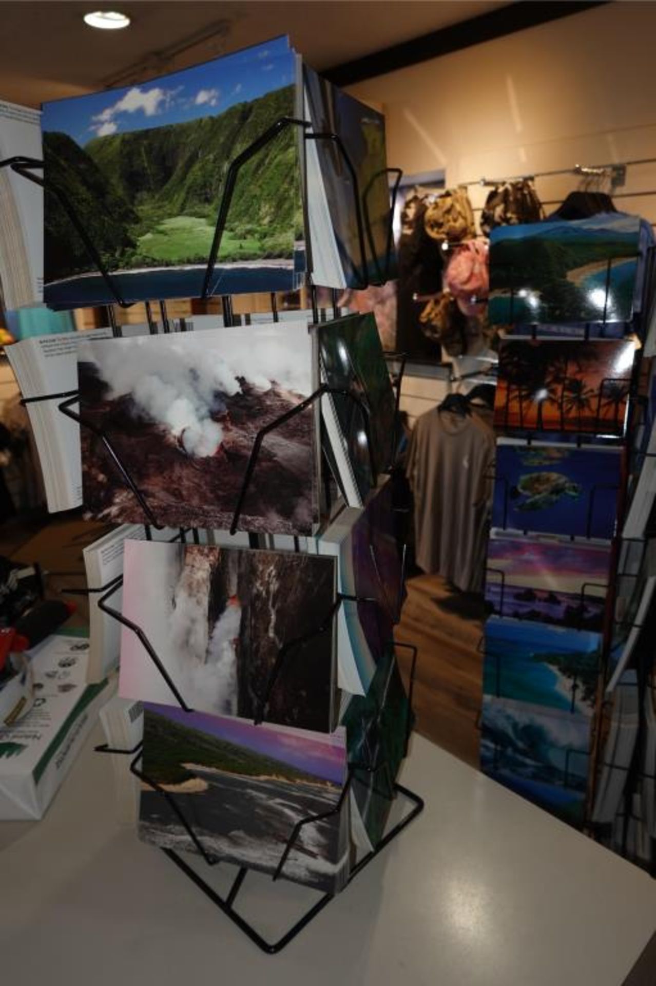 Assorted Maui Postcards - Image 8 of 11