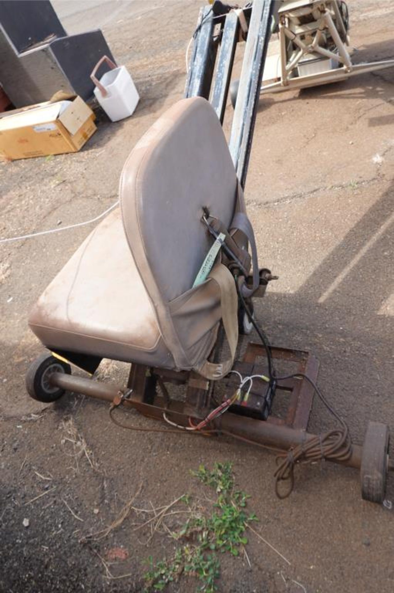 Handicap Wheel Chair Lift - Image 4 of 5