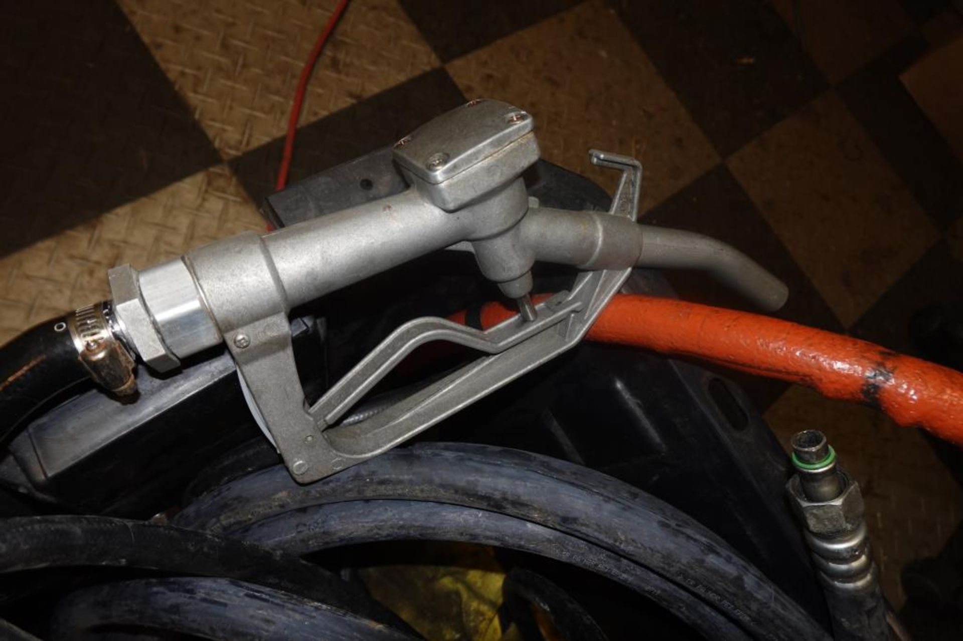 Fuel Transfer Pump, Nozzle & Hose - Image 3 of 7