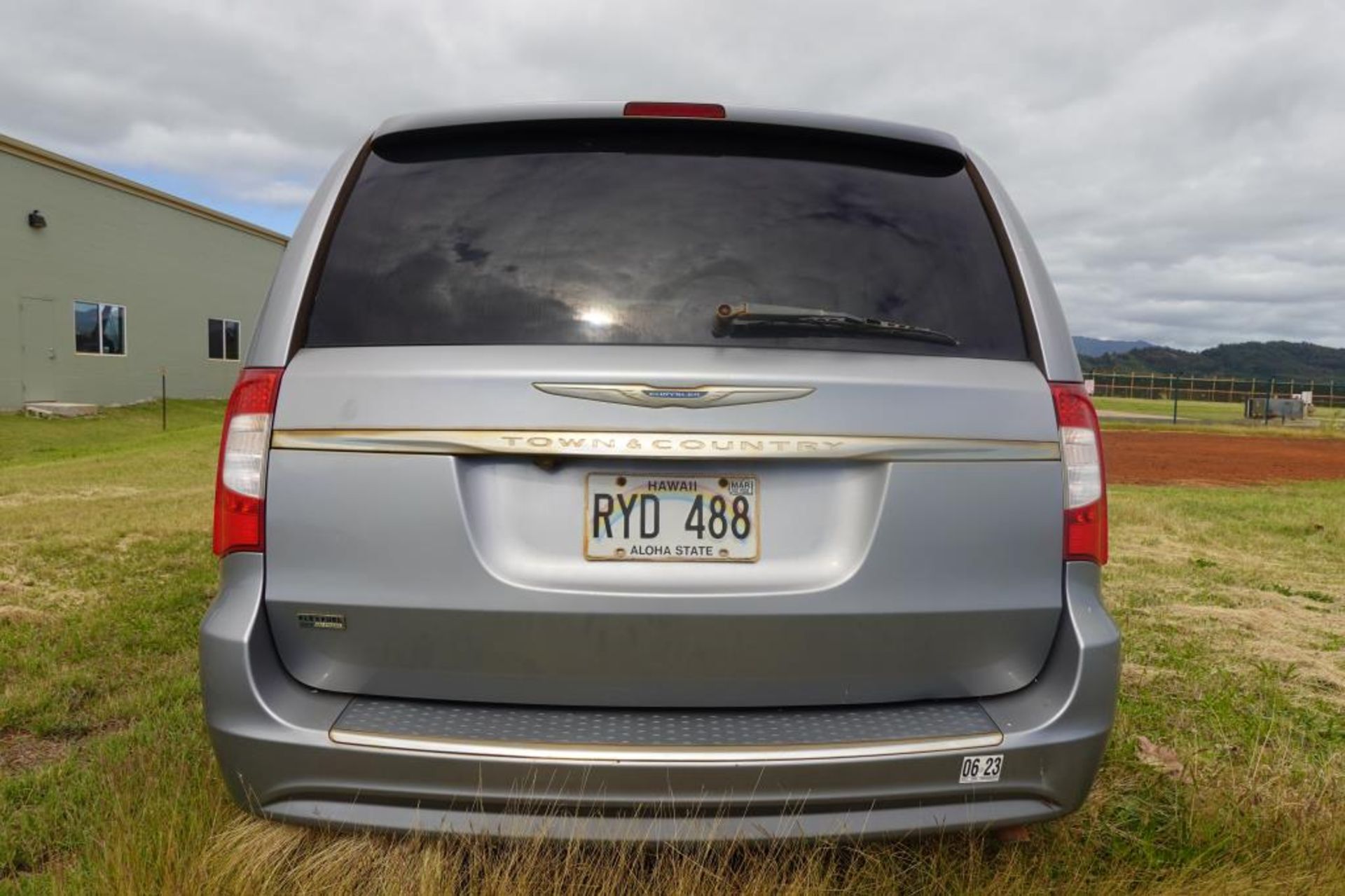 2013 Chrysler Passenger Van - Image 4 of 21