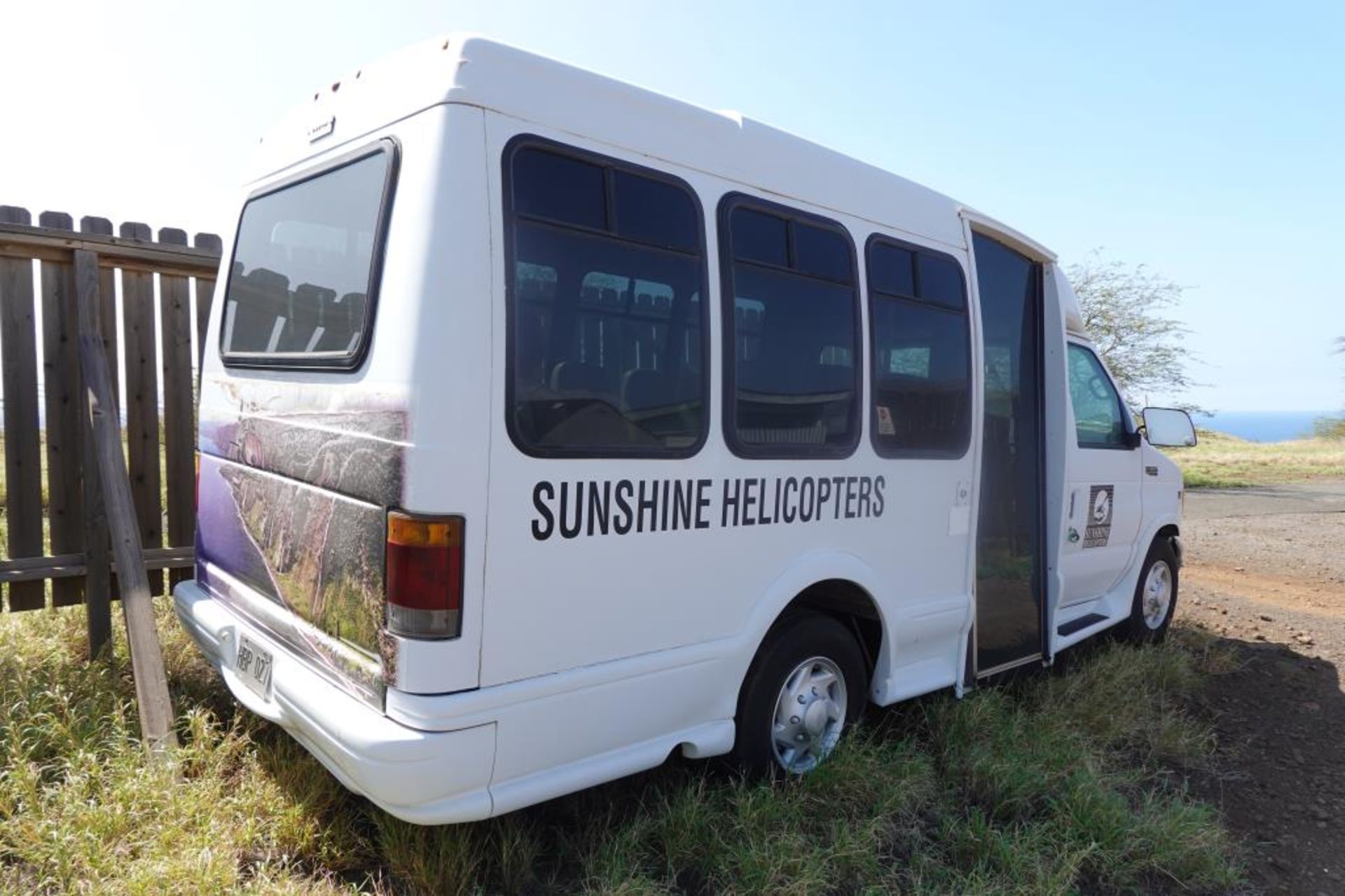2002 Ford Passenger Transport Van - Image 5 of 14