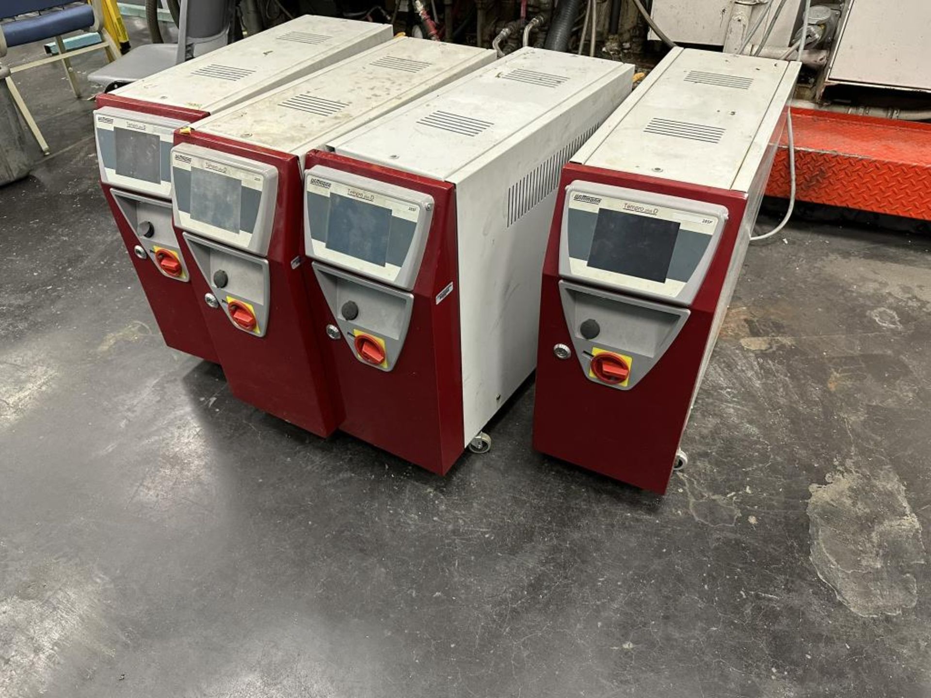 General Wheaton 1050 Injection Blow Molder - Image 17 of 18