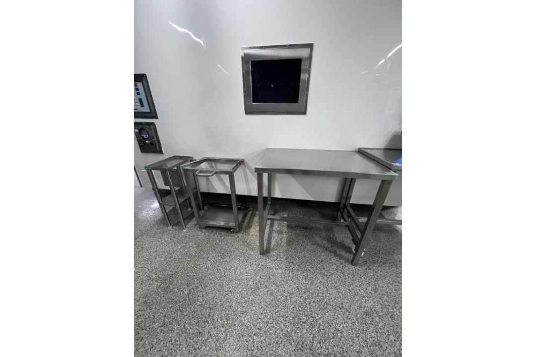 Stainless Steel Benches and Tables - Image 2 of 5