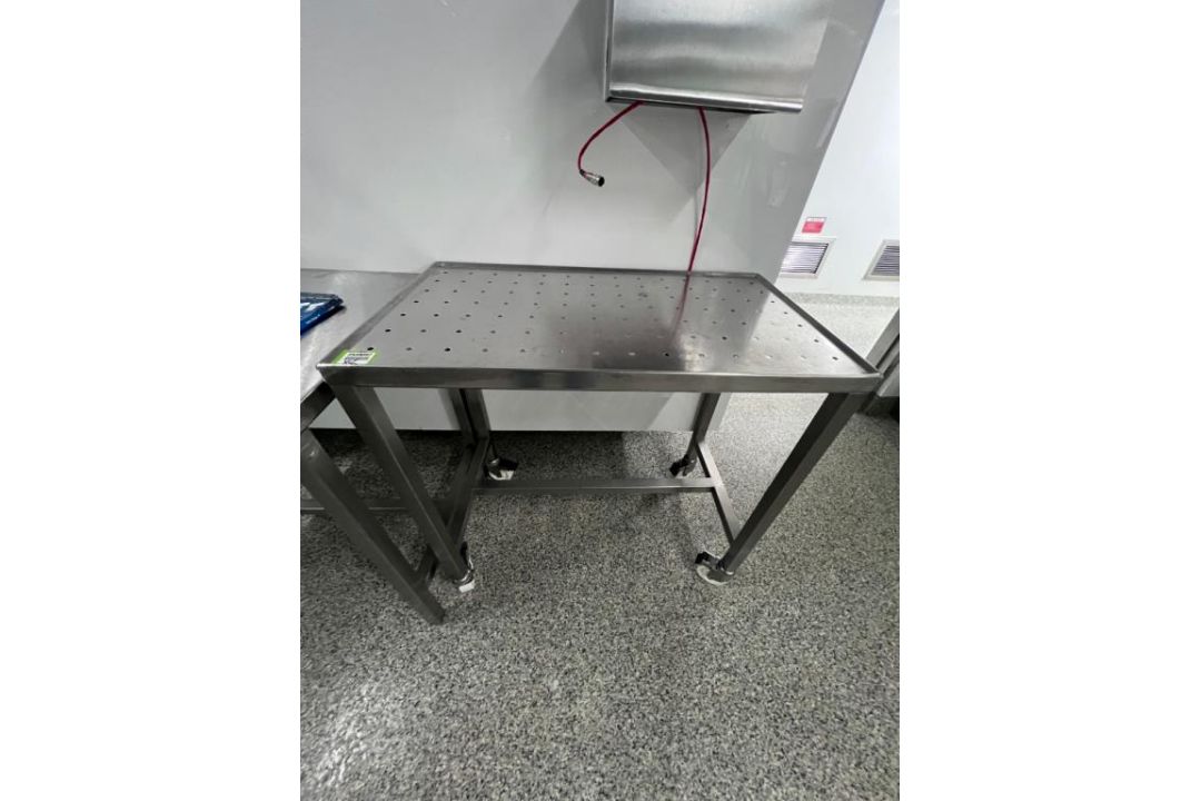 Stainless Steel Benches and Tables - Image 1 of 5