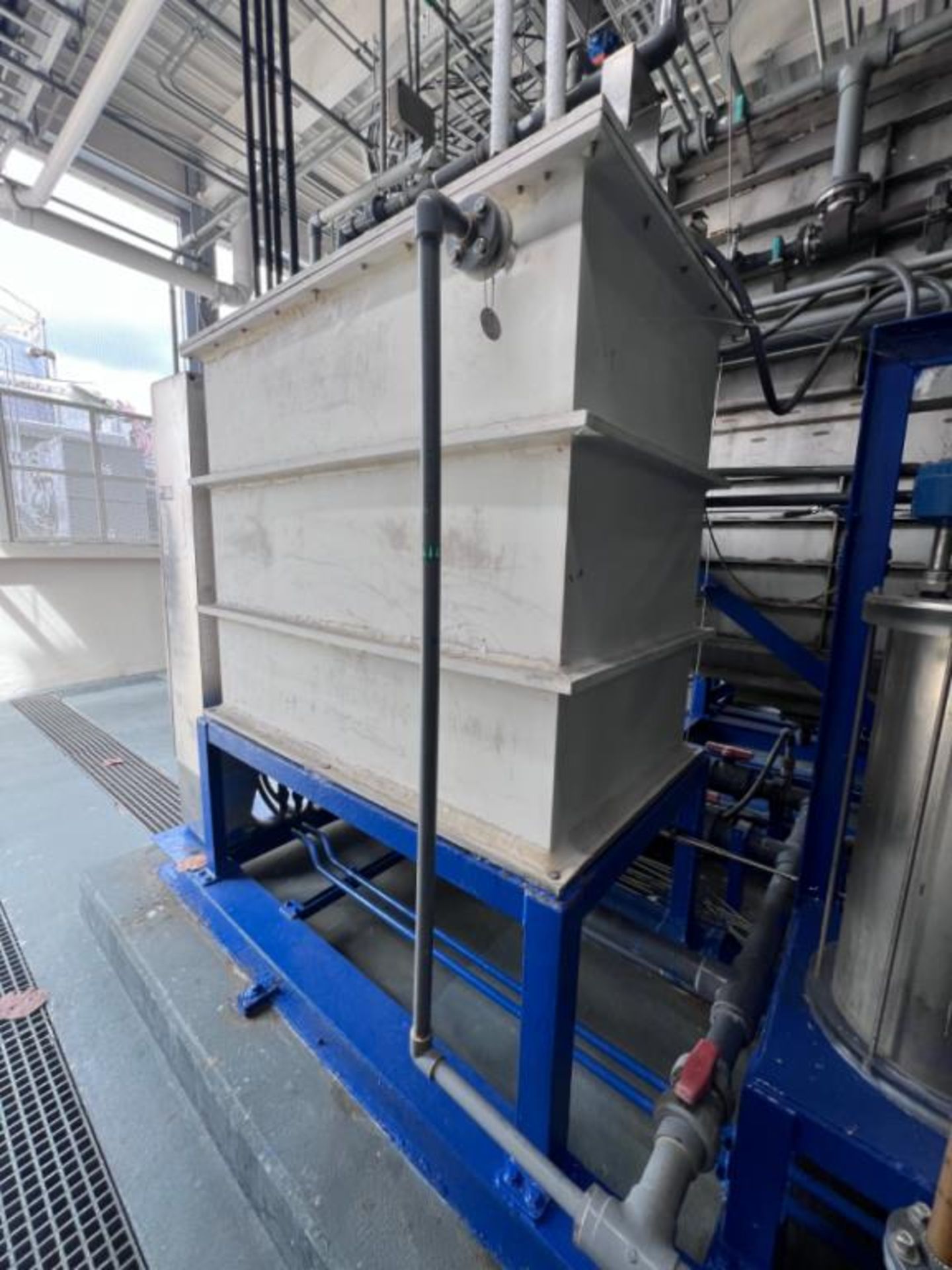 Samsco WS-1000-2 Vacuum Distillation System - Image 4 of 21