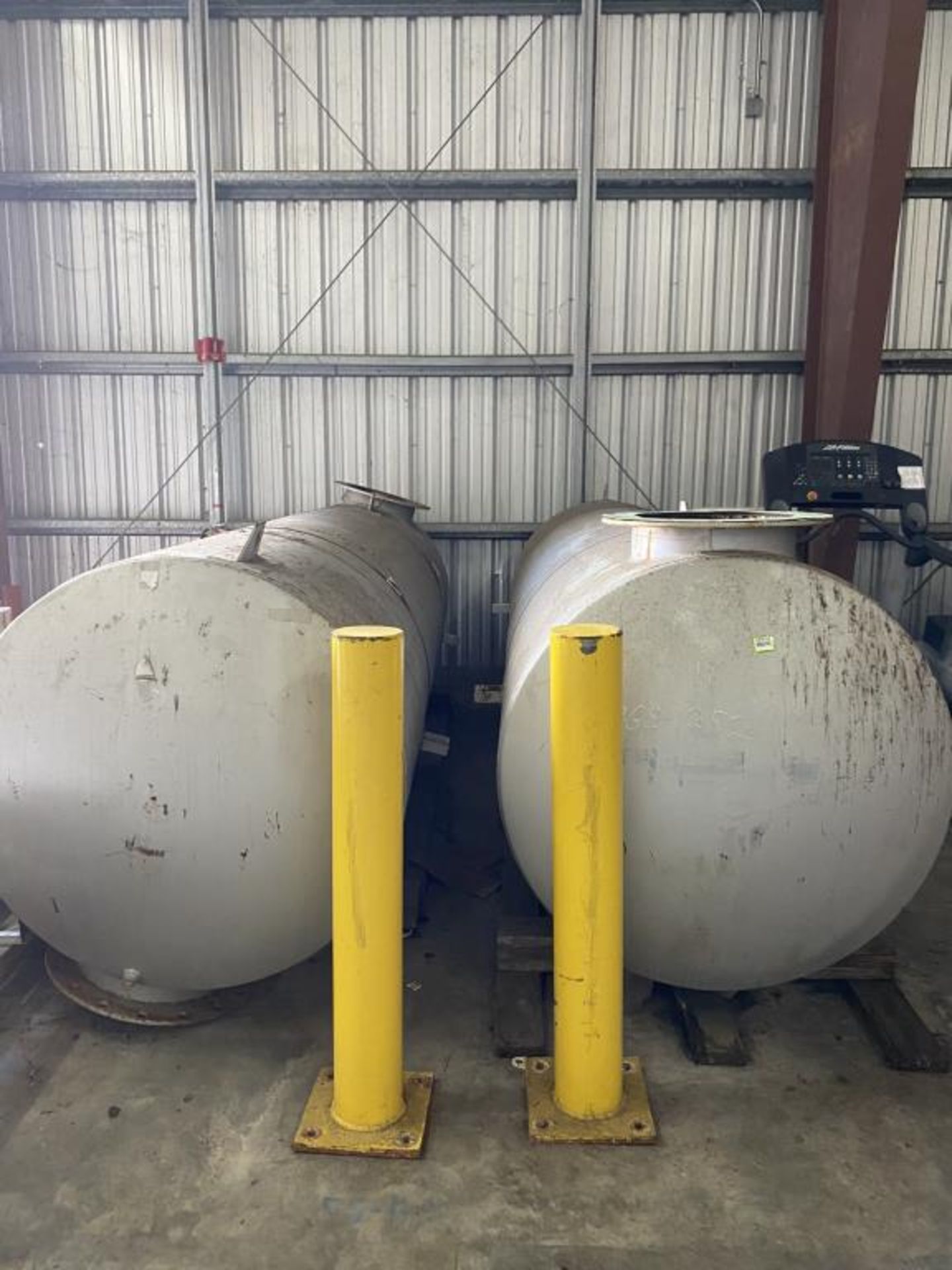 Steel Tanks - Image 3 of 3