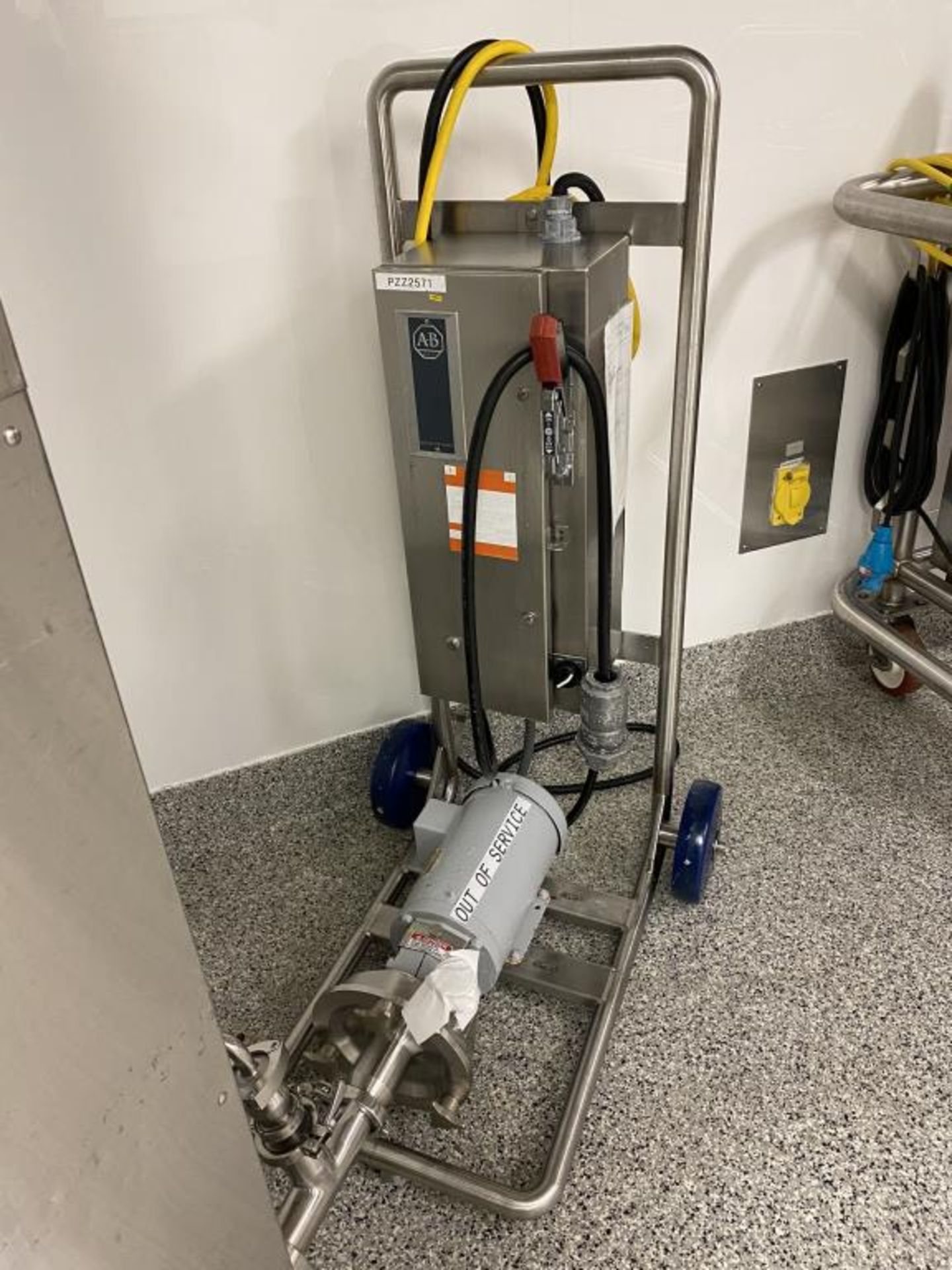 Portable Pump Assemblies - Image 2 of 7