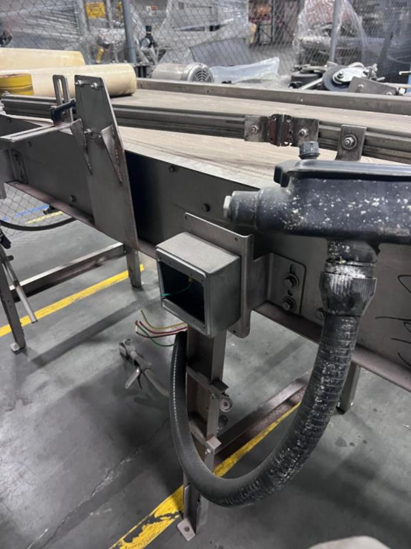 Arrowhead Conveyor Corp. 24" x 20" Stainless Steel - Image 10 of 12