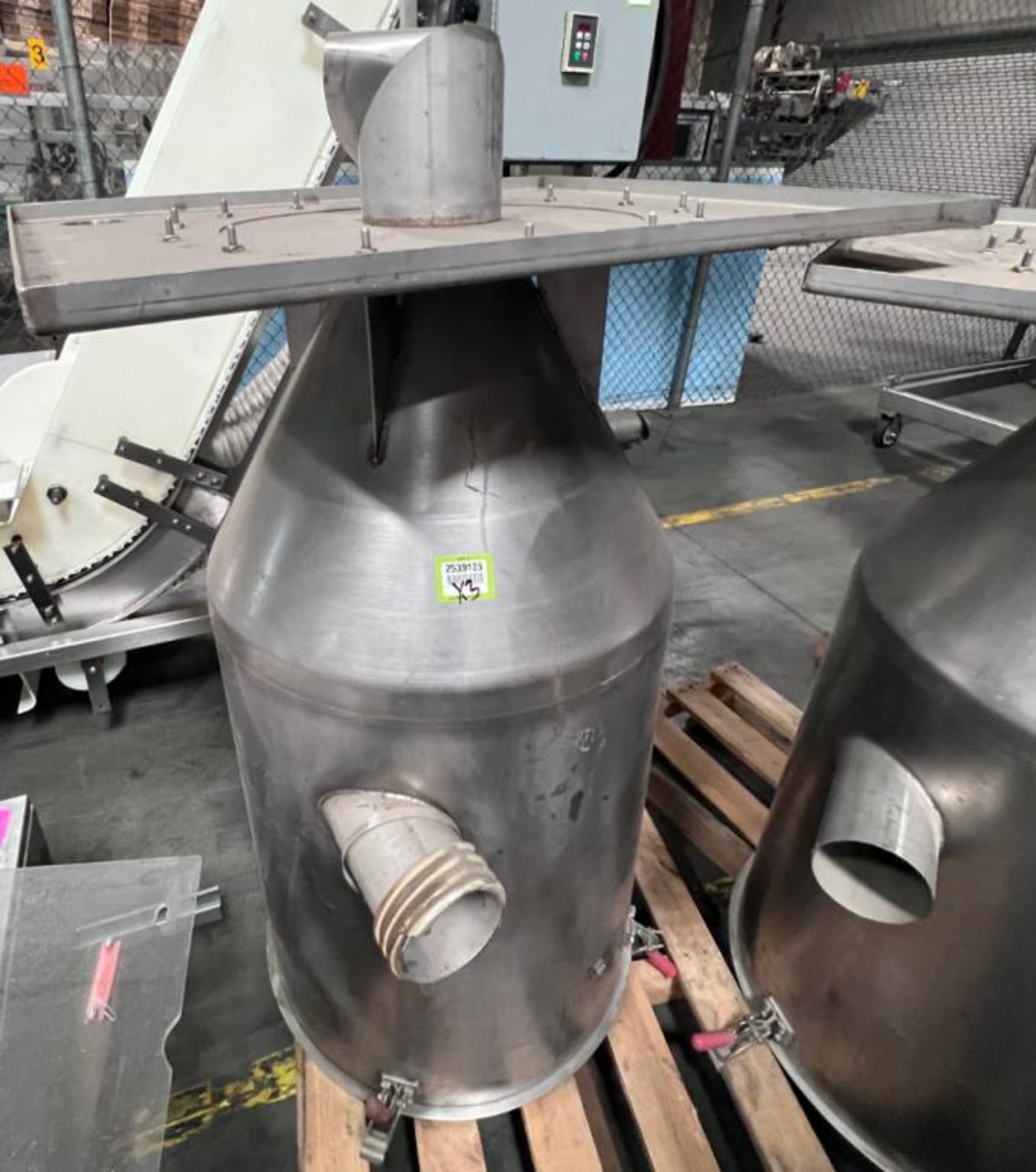 Stainless Steel Settling Tanks - Image 3 of 8