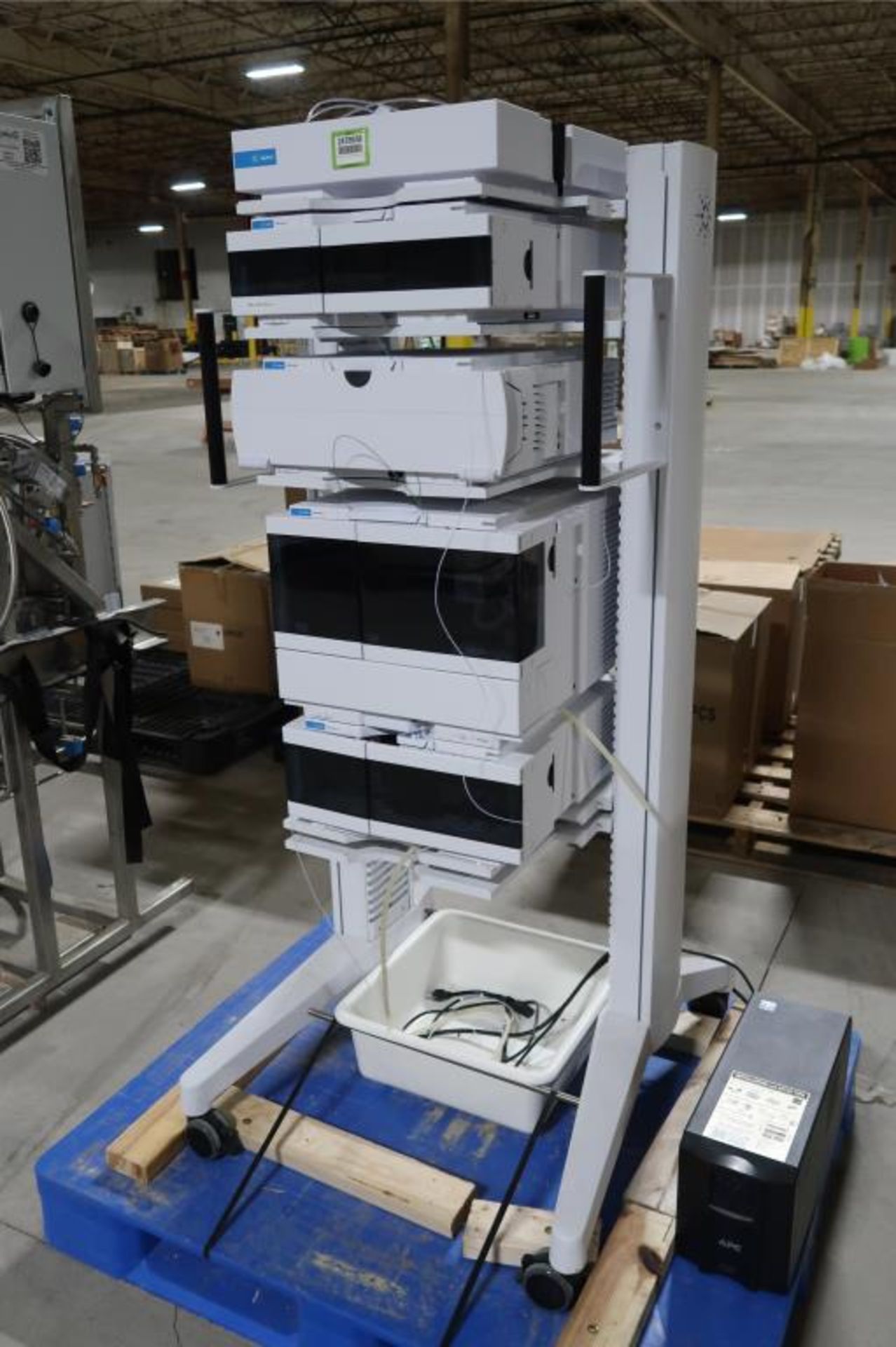 Agilent HPLC System - Image 2 of 26
