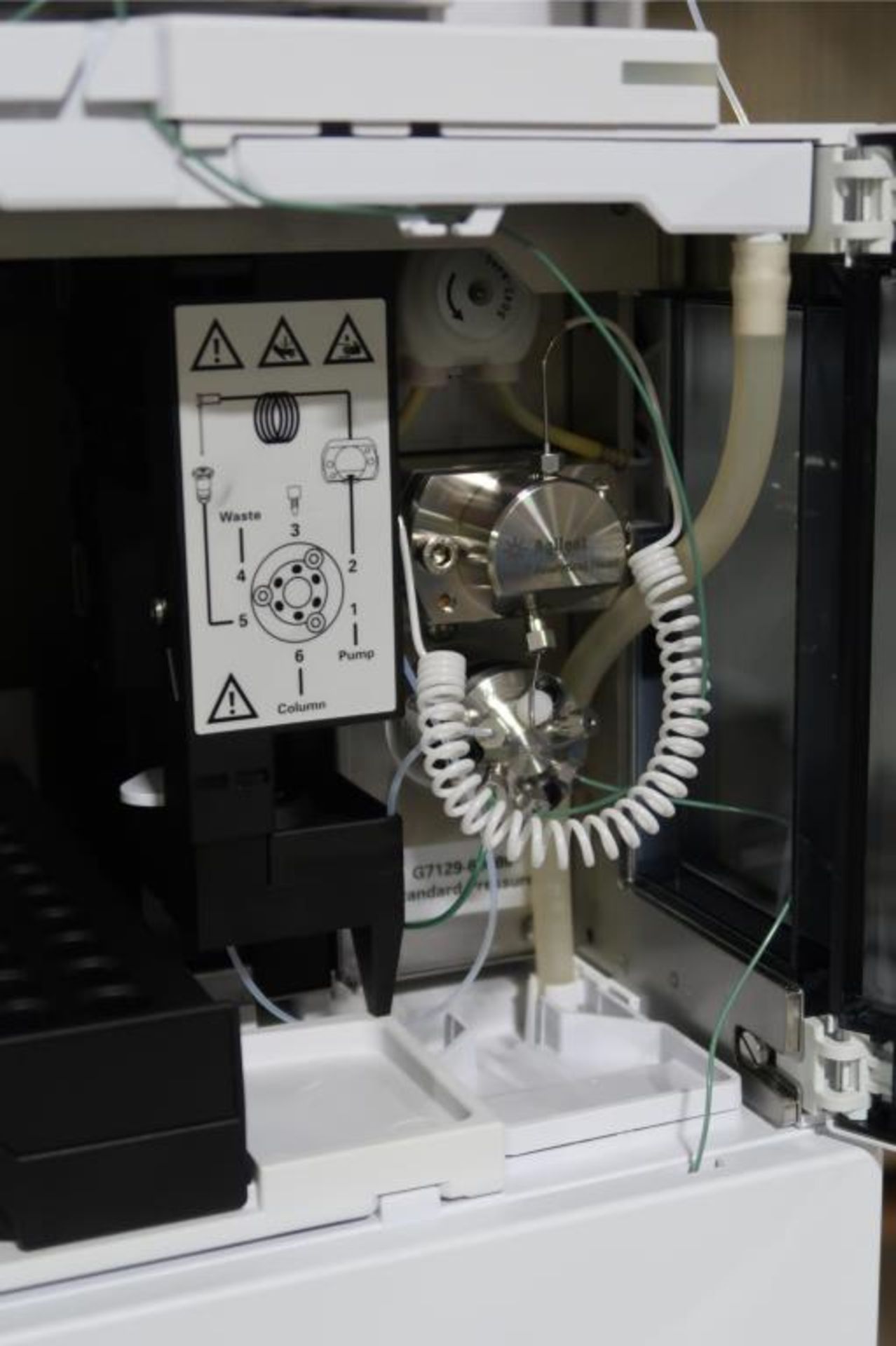 Agilent HPLC System - Image 15 of 26