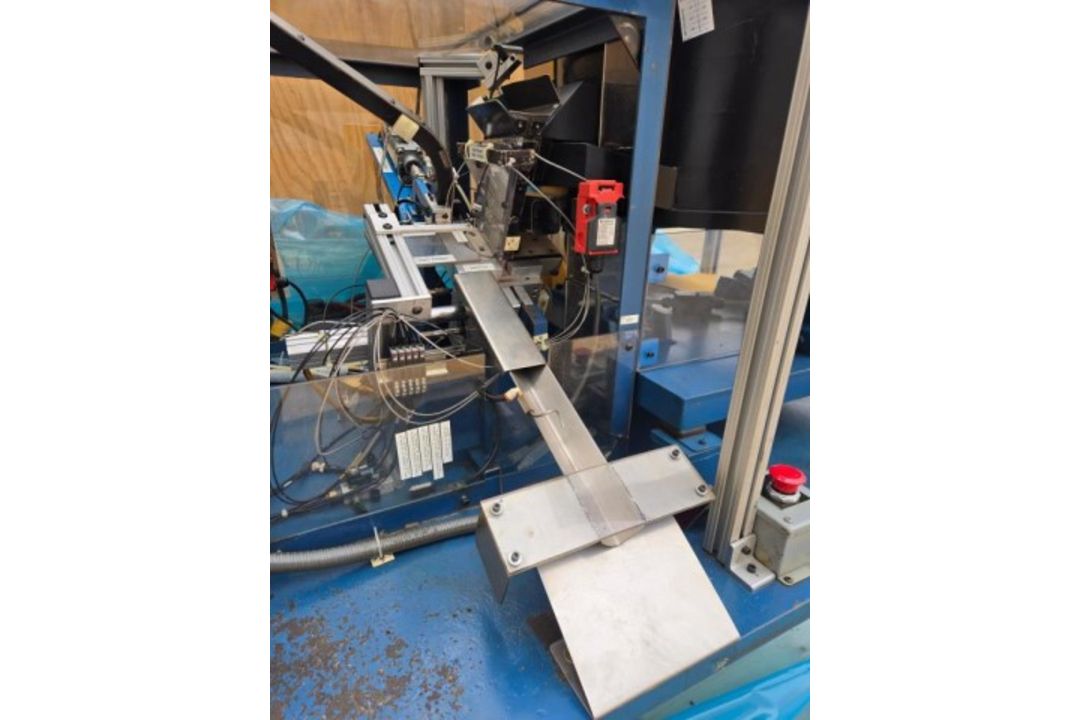 Direct Automation Inc. Vibratory Feeding Station - Image 8 of 15