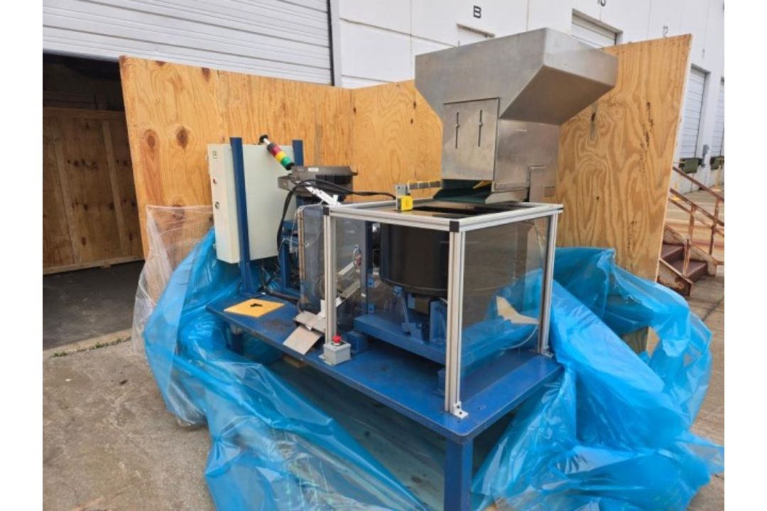 Direct Automation Inc. Vibratory Feeding Station - Image 1 of 15