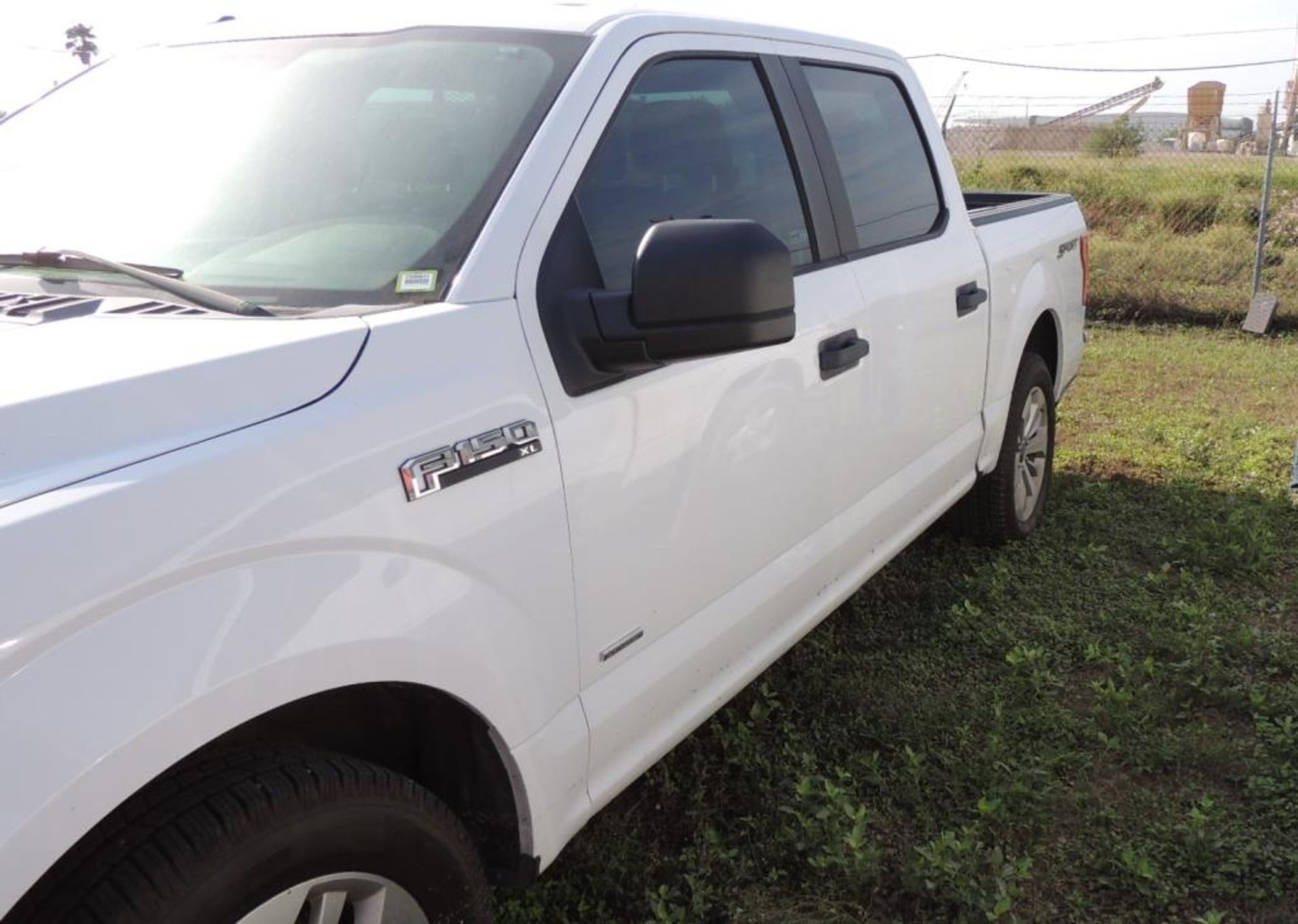 2016 Ford Pickup - Image 9 of 26