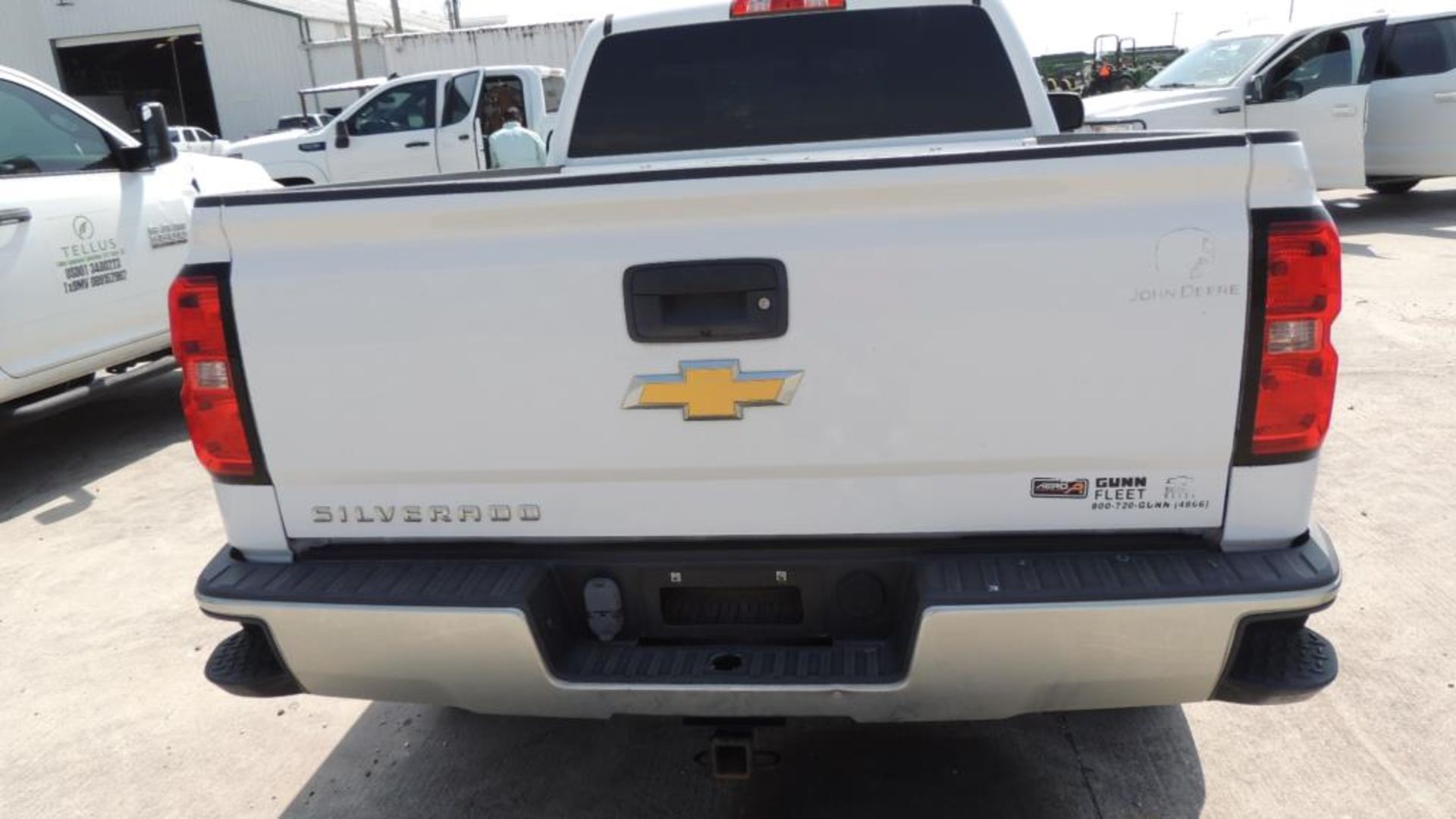 2015 Chevrolet Pickup - Image 4 of 20