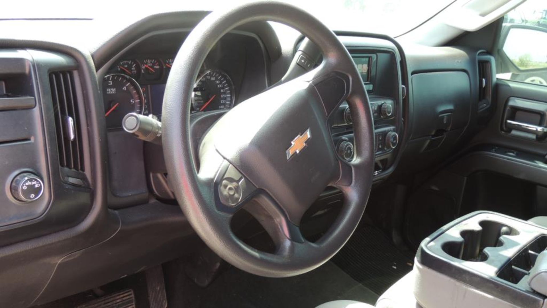 2015 Chevrolet Pickup - Image 14 of 20