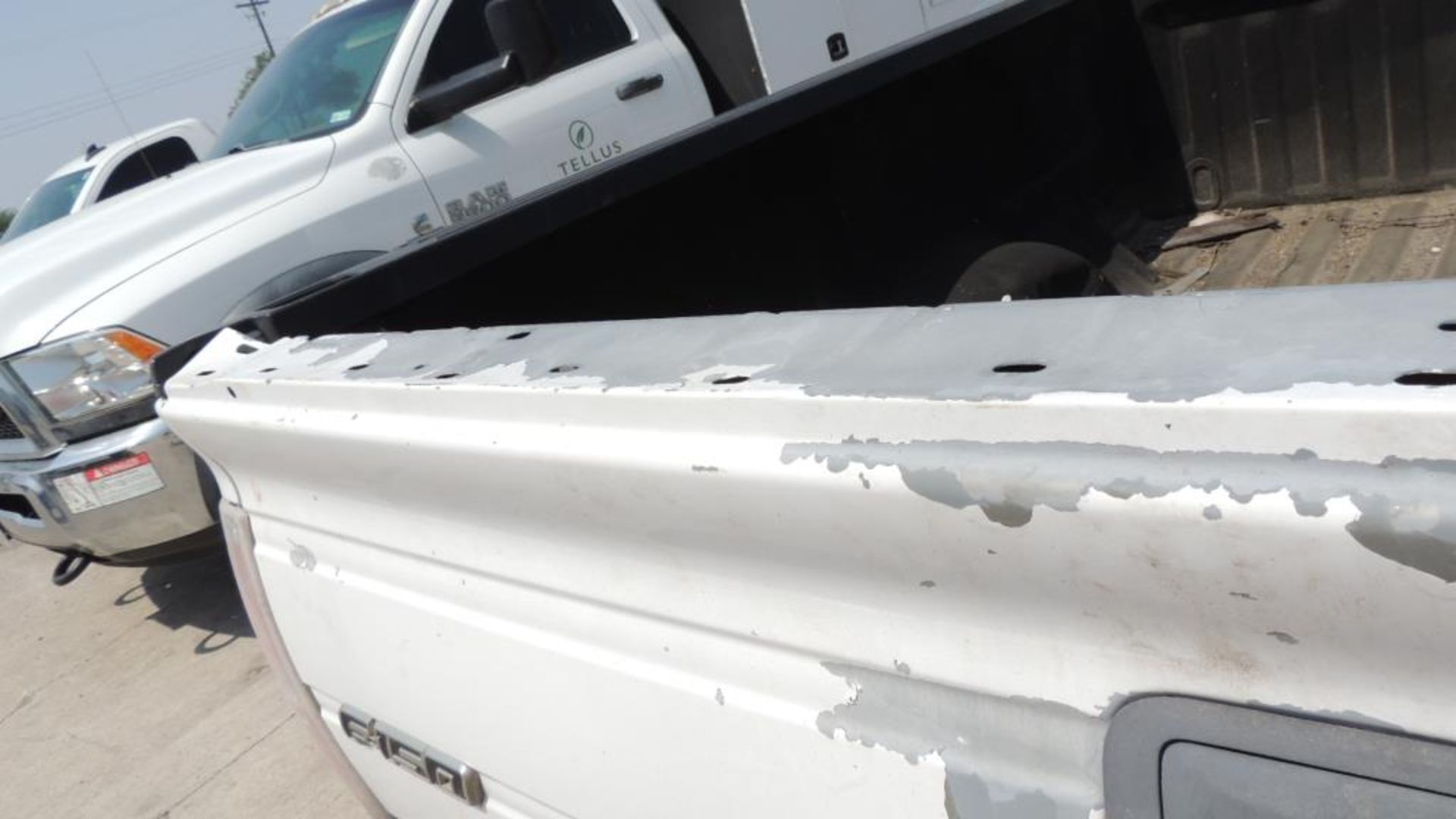 2012 Ford Pickup - Image 7 of 24