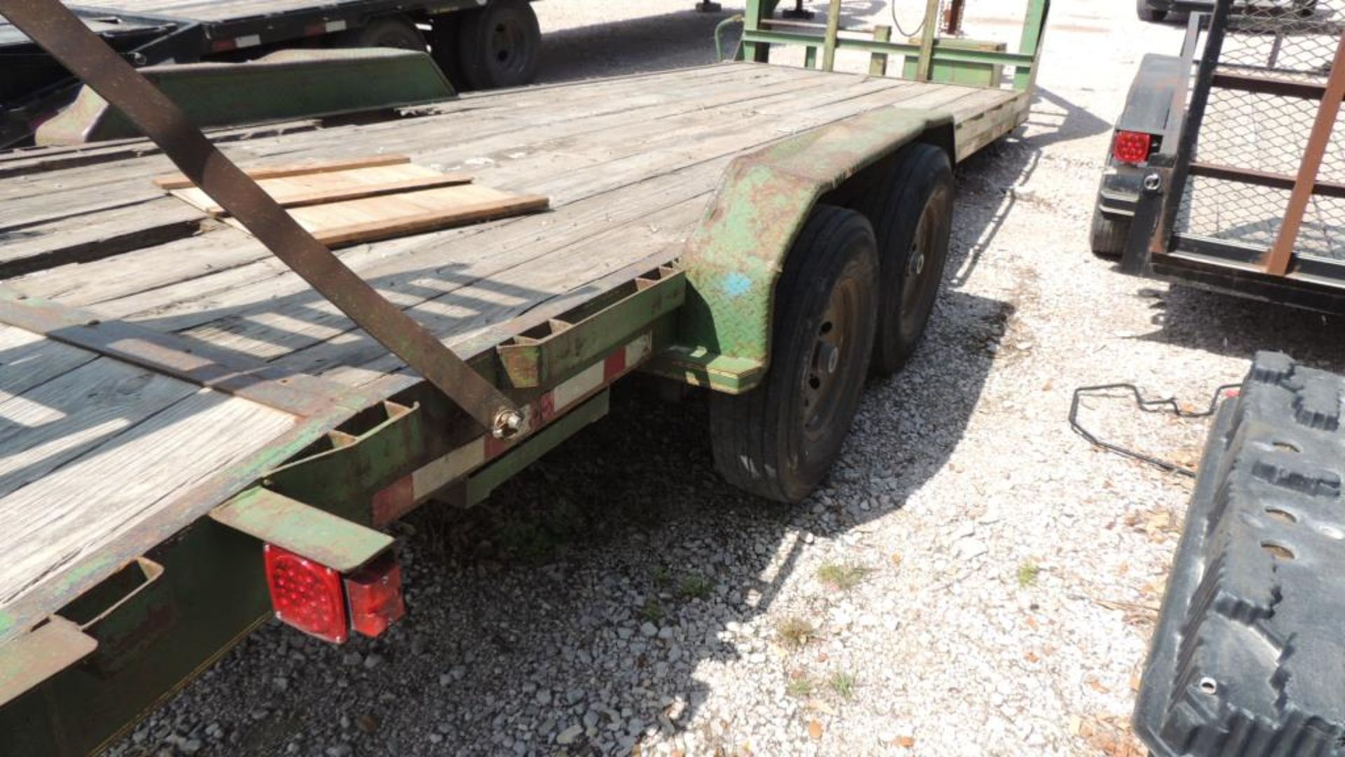 2003 Park Trailer - Image 8 of 14