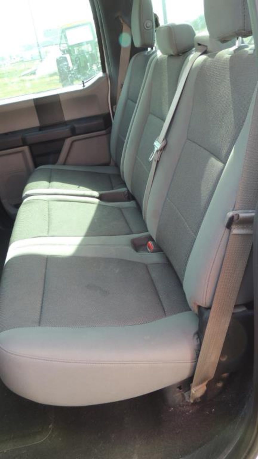 2016 Ford Pickup - Image 21 of 26