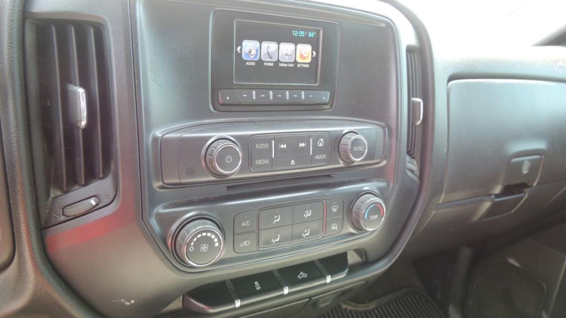 2015 Chevrolet Pickup - Image 12 of 20