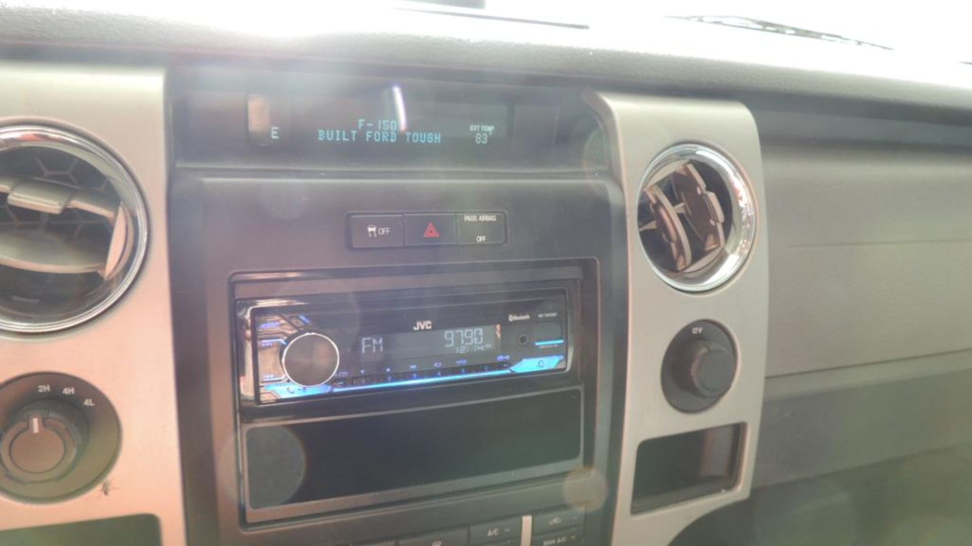 2012 Ford Pickup - Image 16 of 27