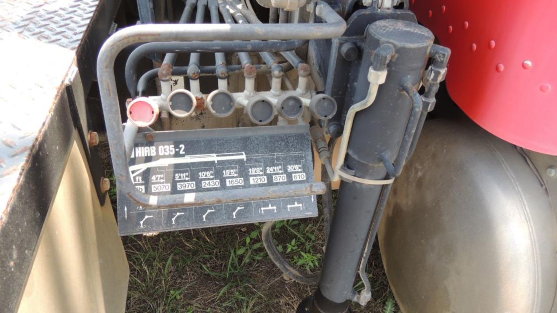 1996 Peterbilt Tractor - Image 12 of 33
