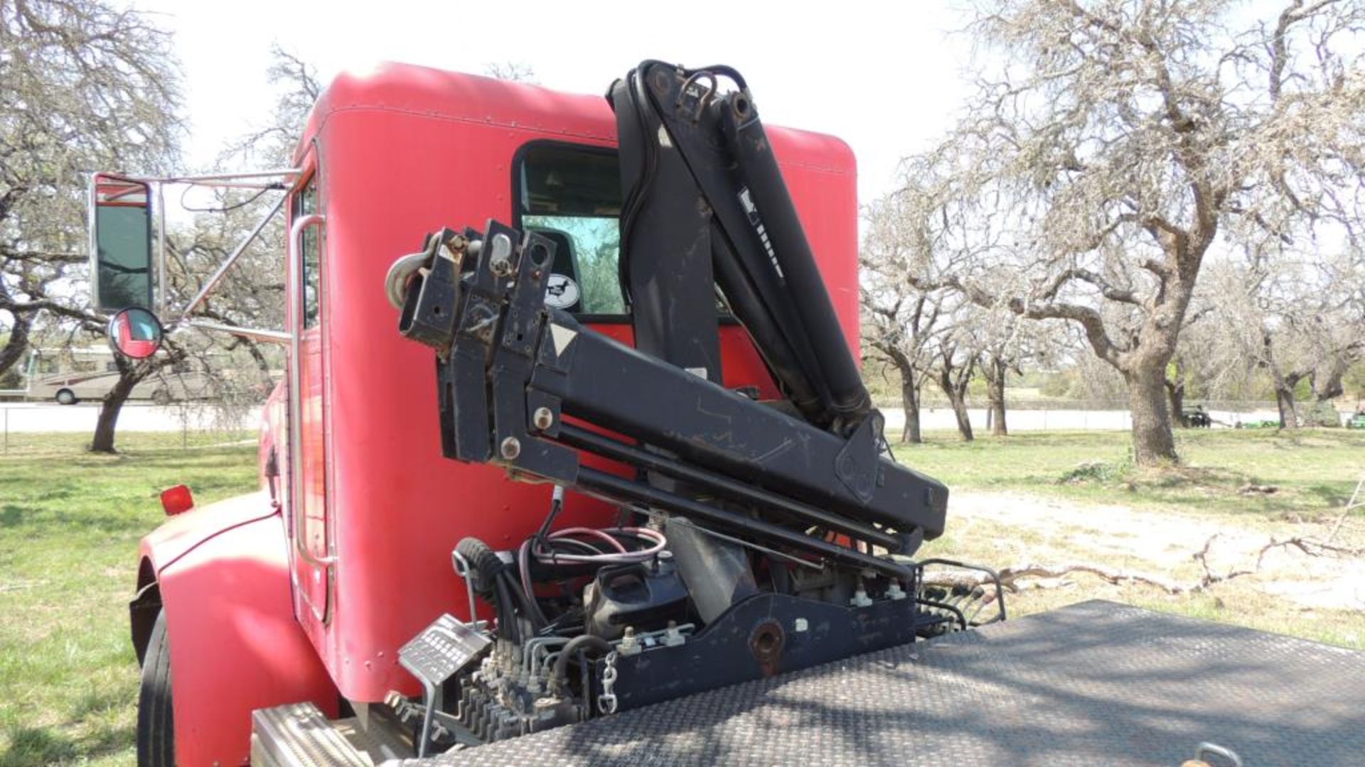 1996 Peterbilt Tractor - Image 10 of 33