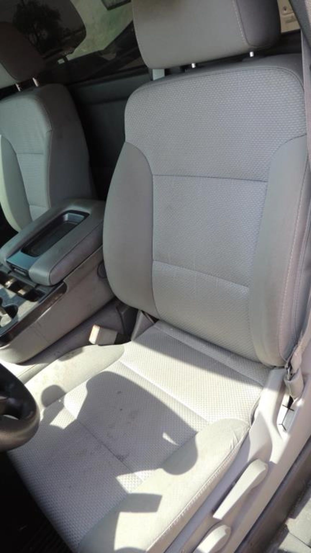 2015 Chevrolet Pickup - Image 7 of 20