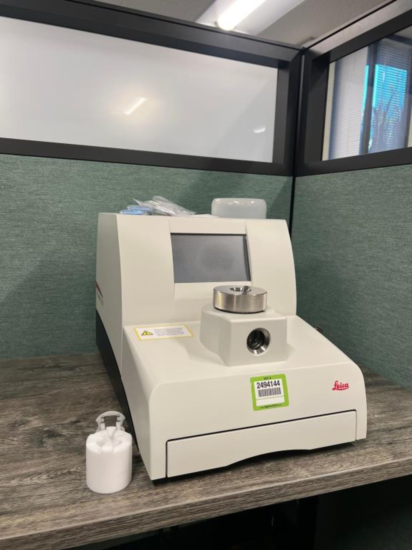 Leica Critical Point Dryer