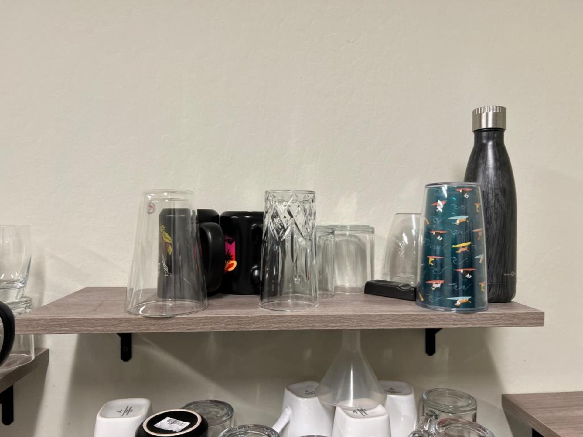 Kitchen Appliances - Image 7 of 8