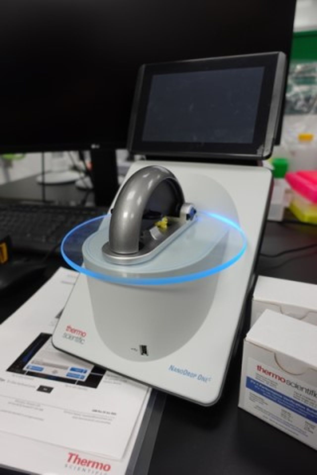 Thermo Scientific NanoDrop Spectrophotometer - Image 2 of 11