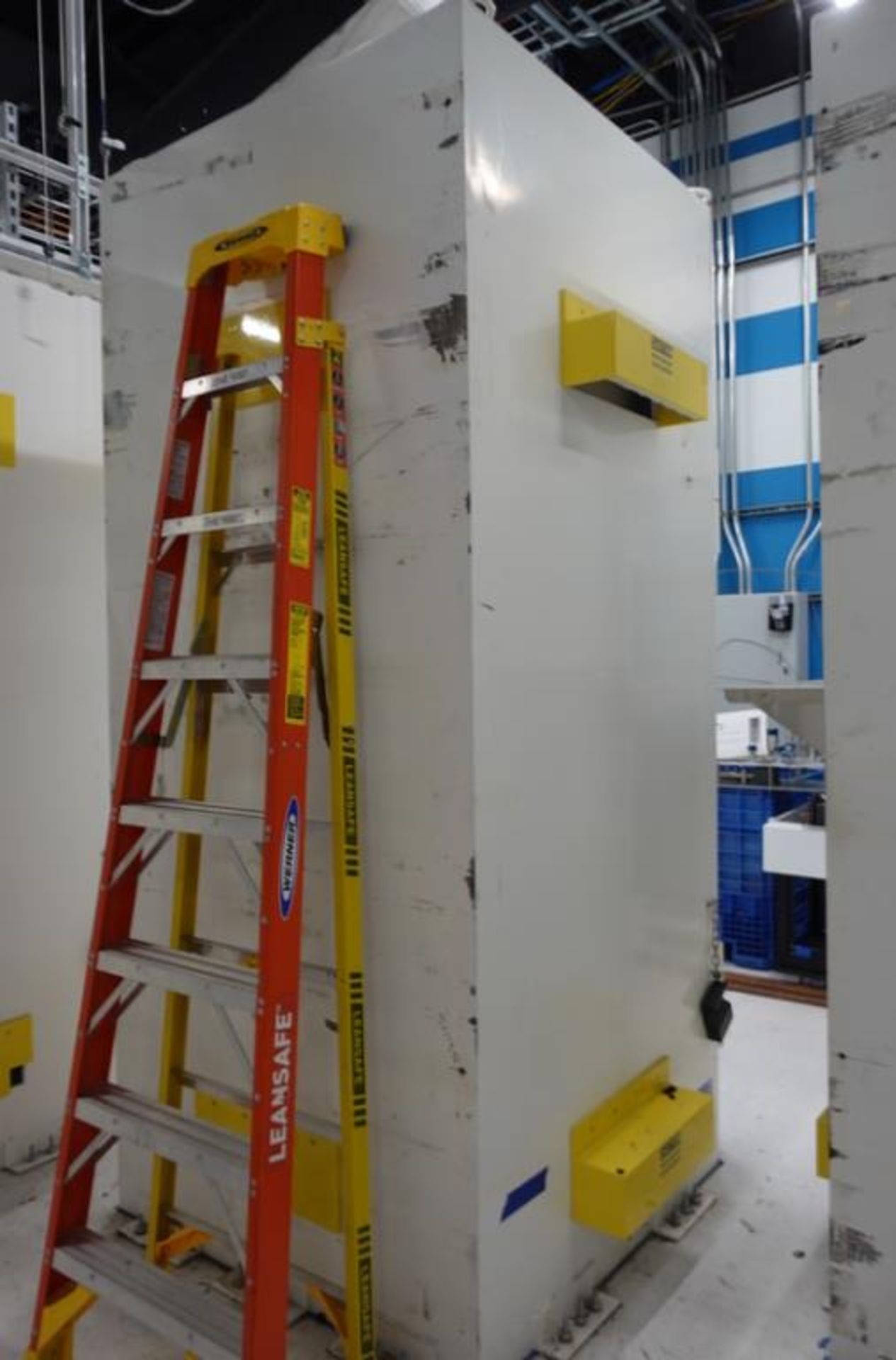 Small Blast Safety Chamber - Image 2 of 4
